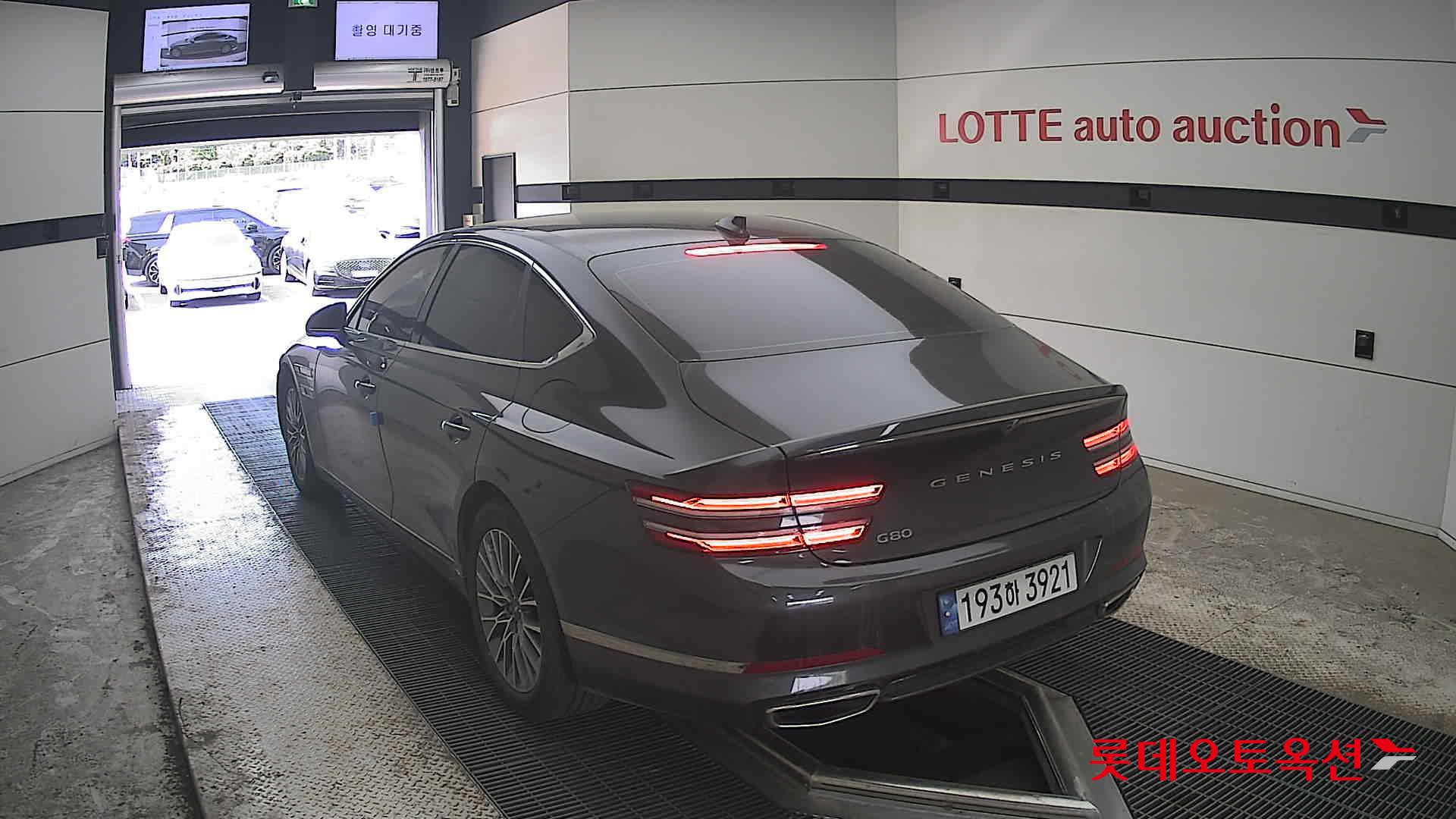Genesis G80 - 16