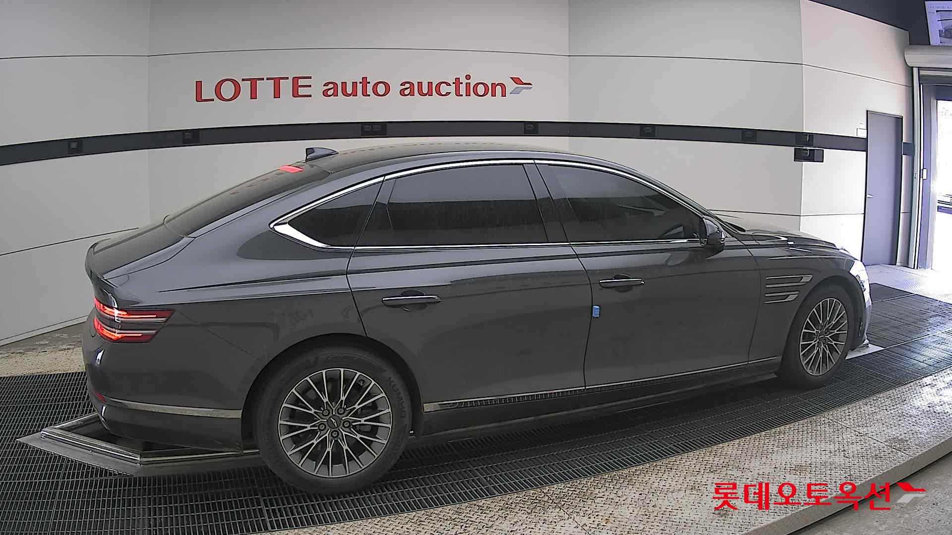 Genesis G80 - 20