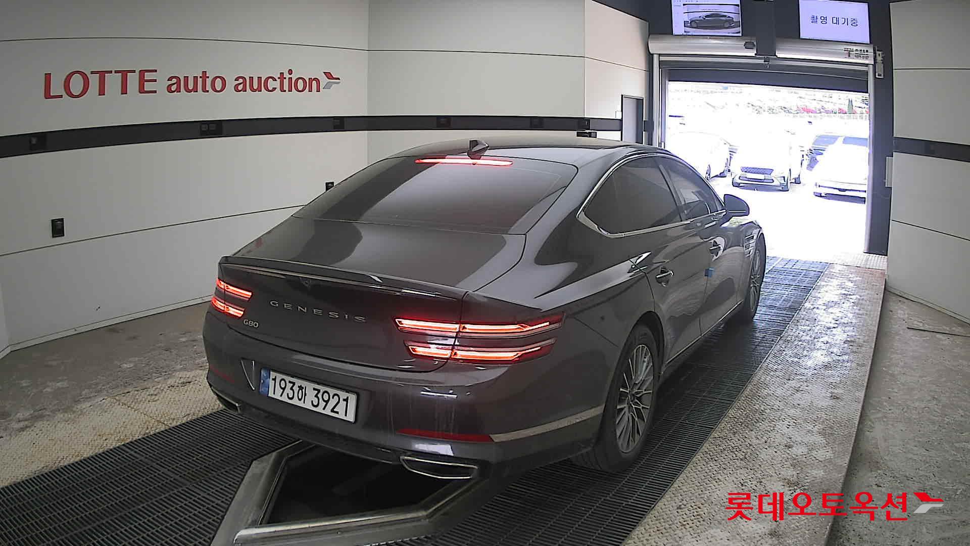 Genesis G80 - 18