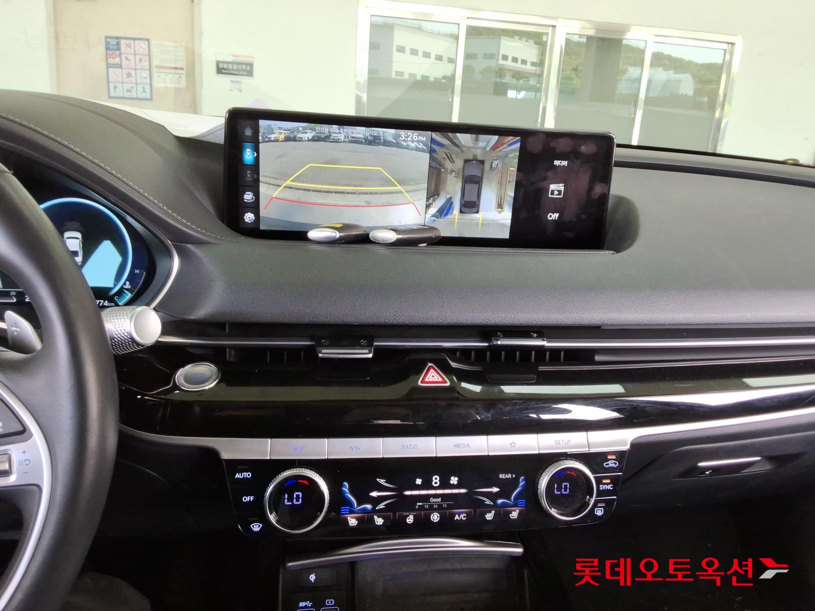 Genesis G80 - 32
