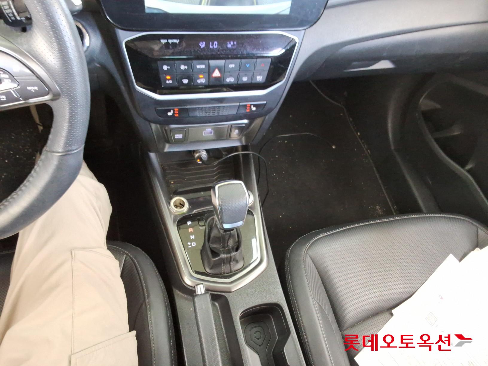 KG Mobility Tivoli - 34