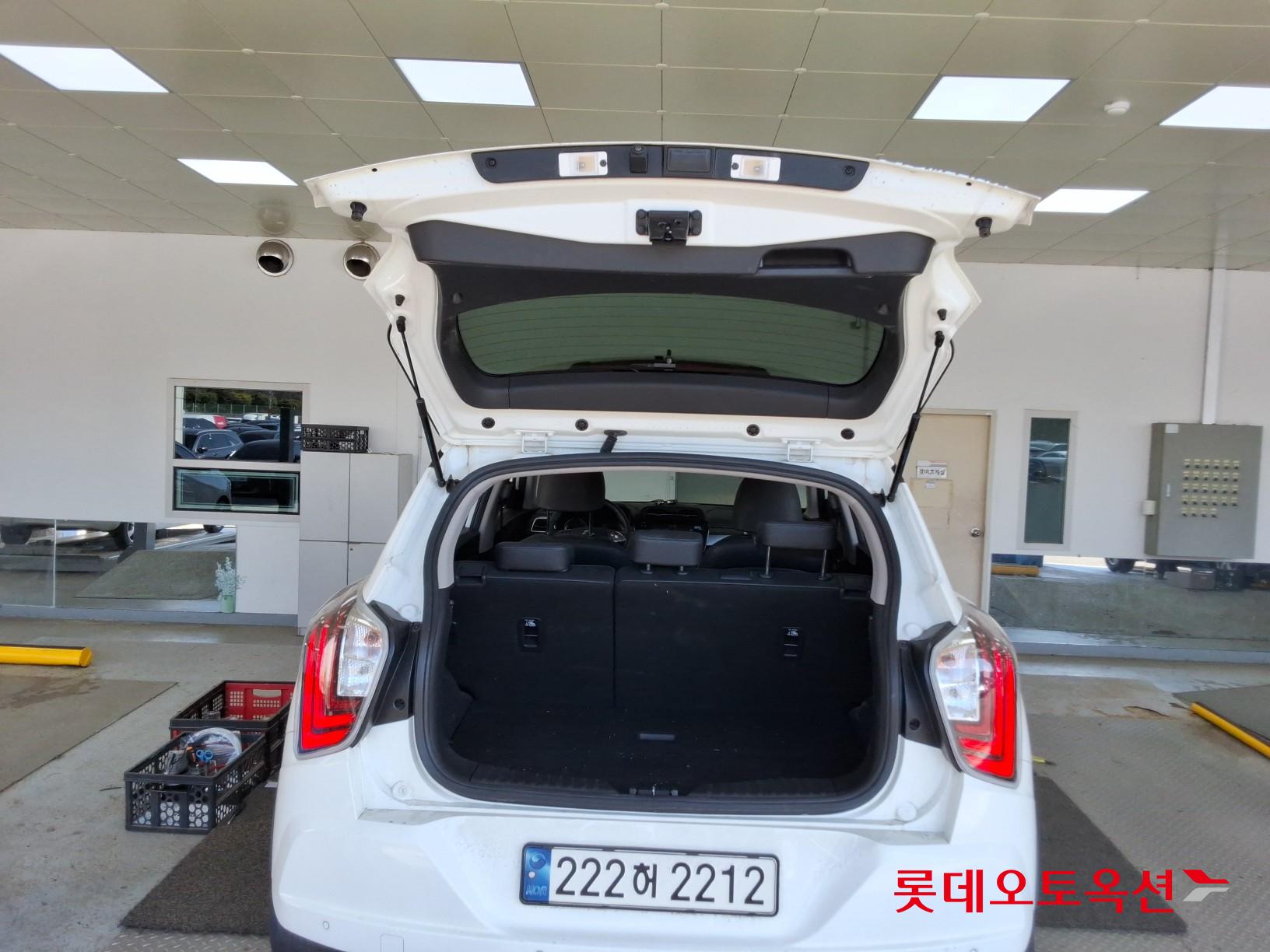 KG Mobility Tivoli - 9