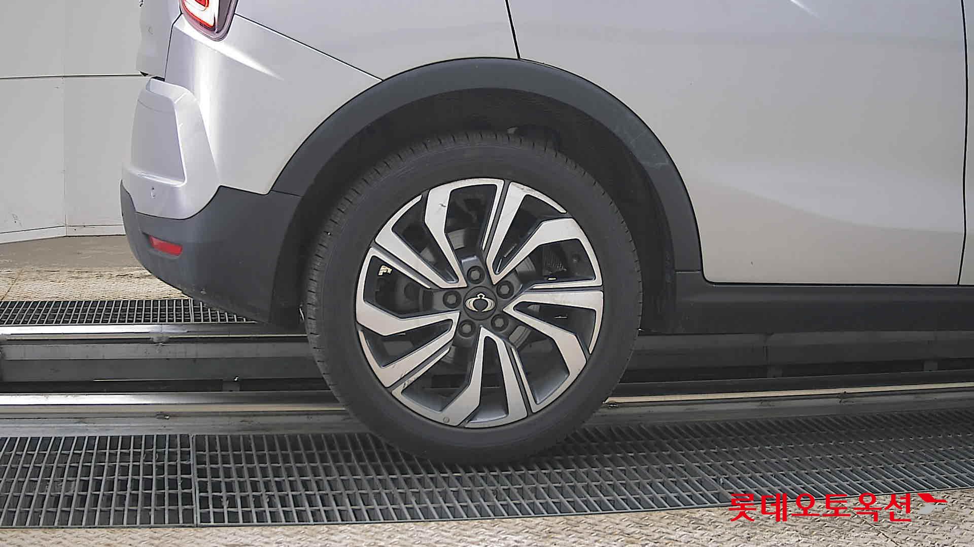 سانج يونج تيفولي 2020 - صورة 28