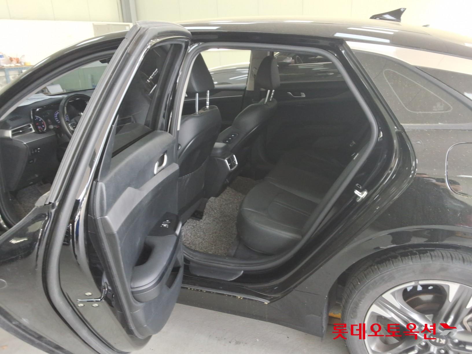 Kia K5 2020 - Image 38