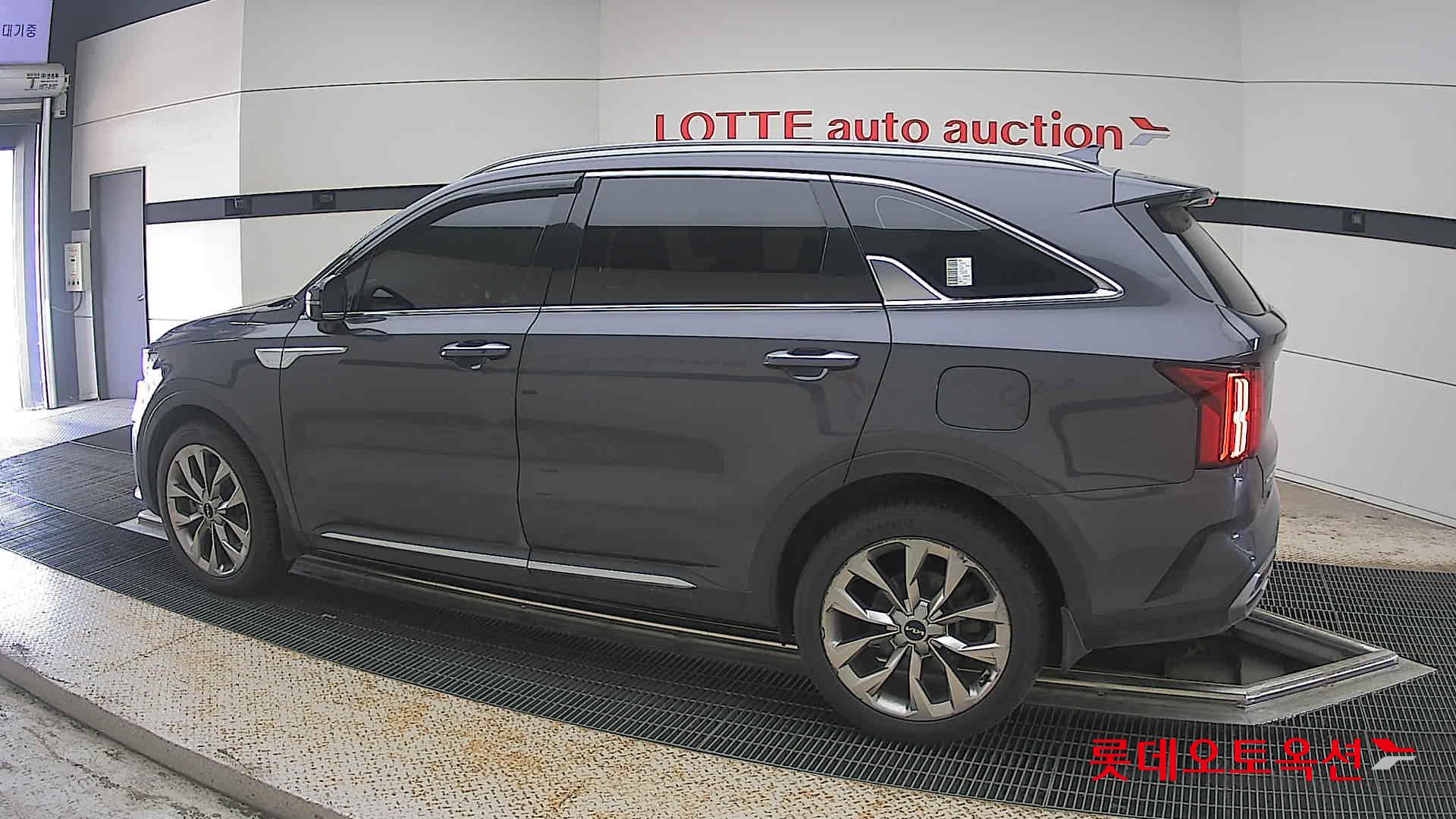 2023 - kia sorento