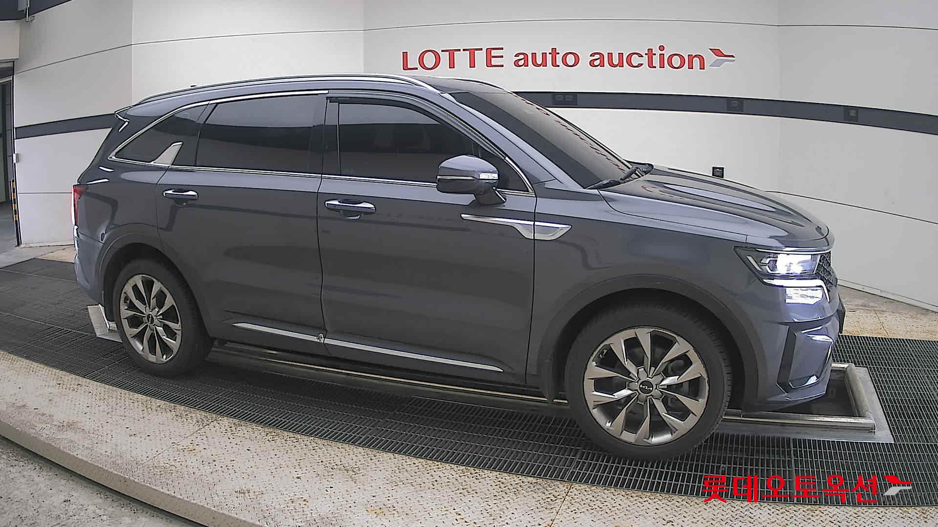 2023 - kia sorento