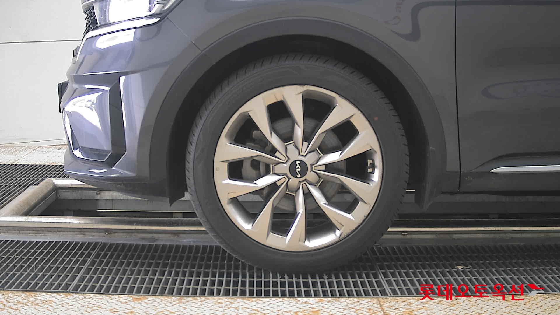 2023 - kia sorento