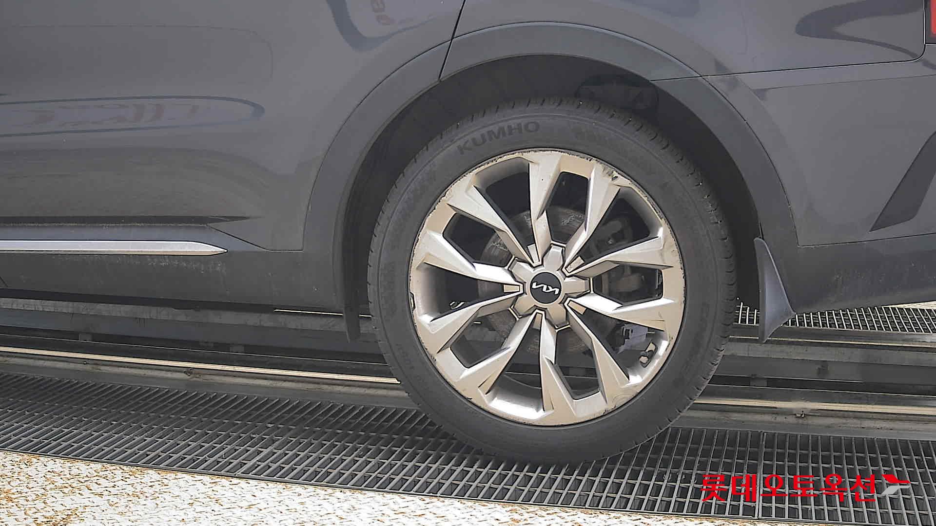2023 - kia sorento