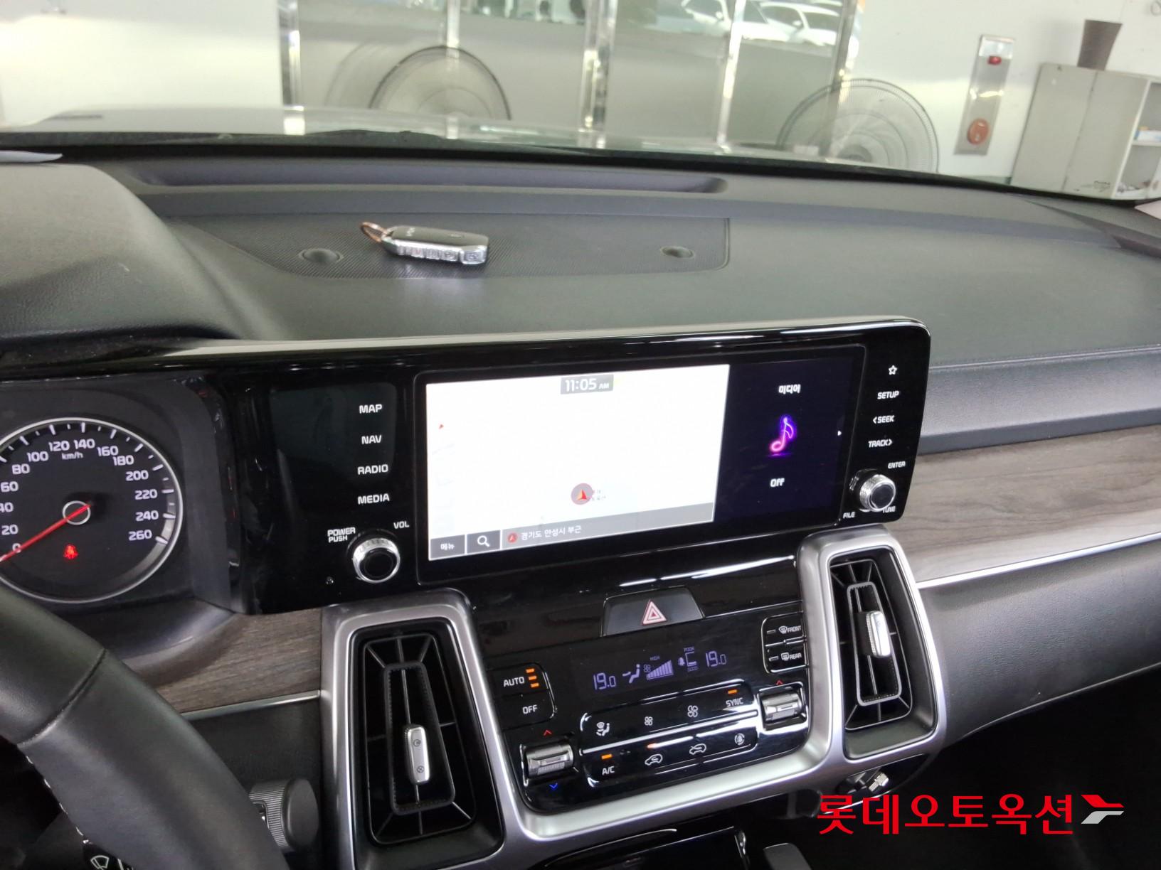 2023 - kia sorento