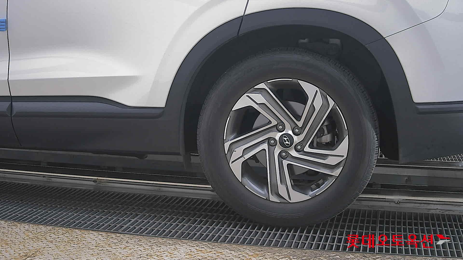 Hyundai Santa Fe - 26
