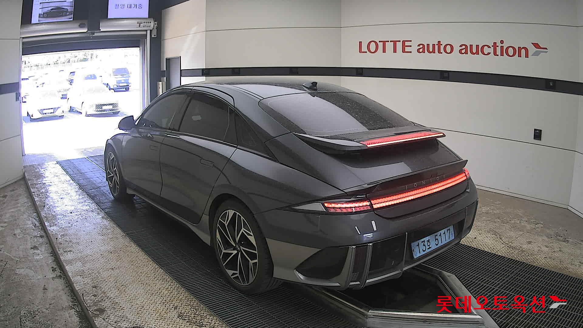 Hyundai Ioniq 6 - 4