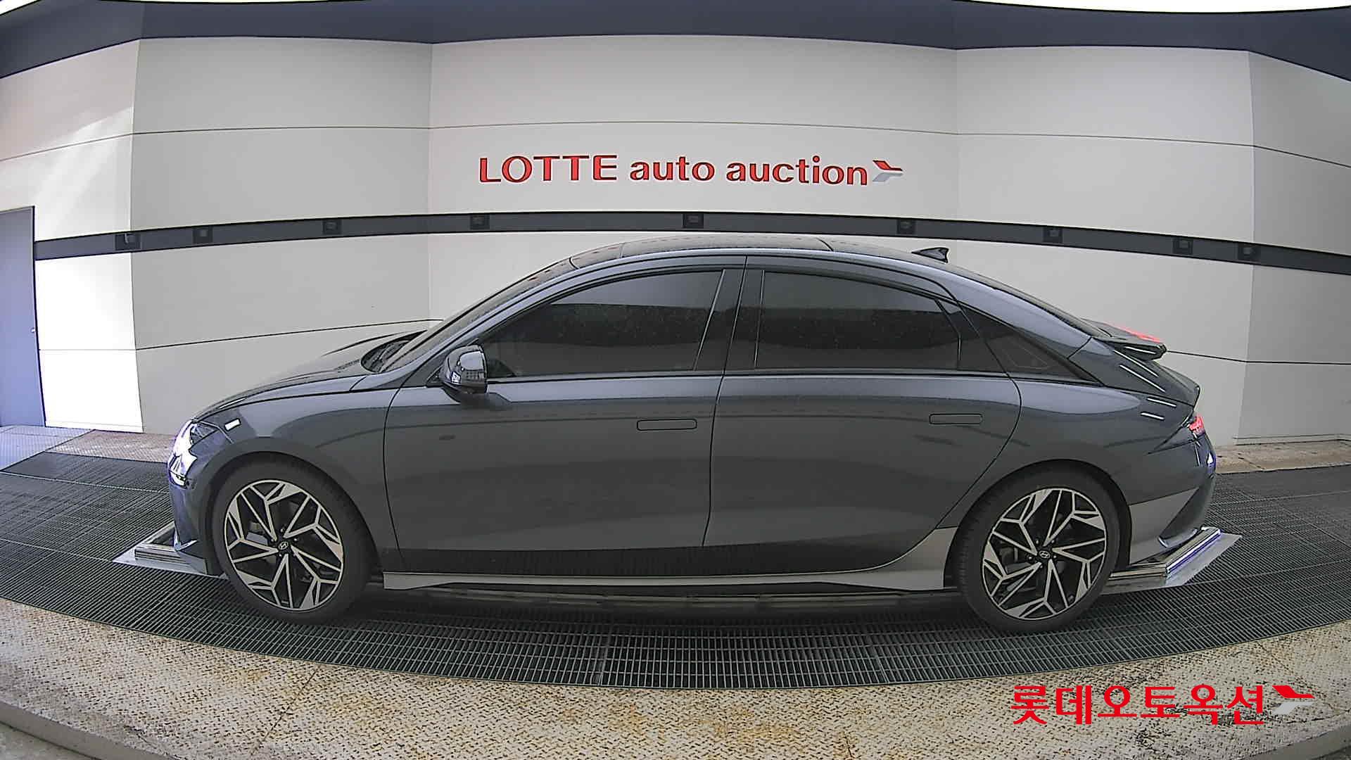 Hyundai Ioniq 6 - 13