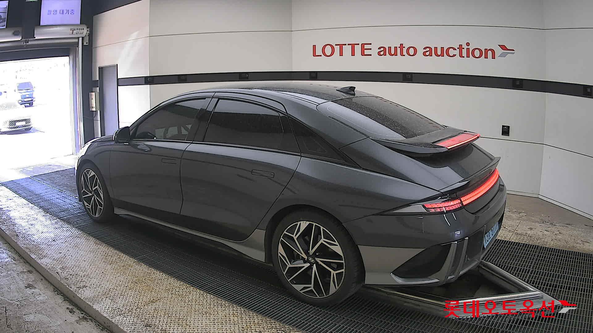 Hyundai Ioniq 6 - 15