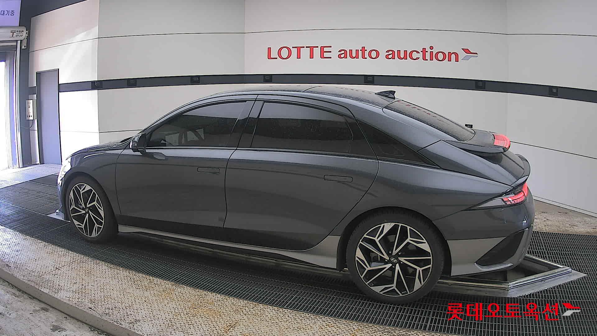 Hyundai Ioniq 6 - 14
