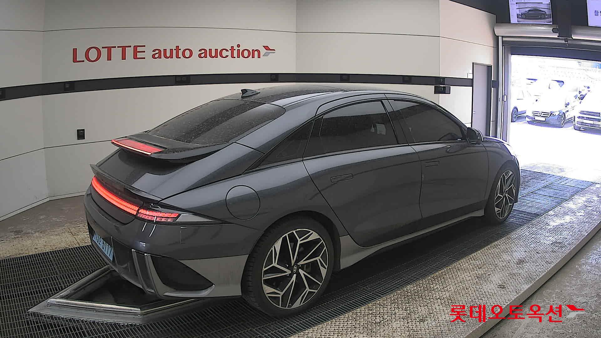 Hyundai Ioniq 6 - 19