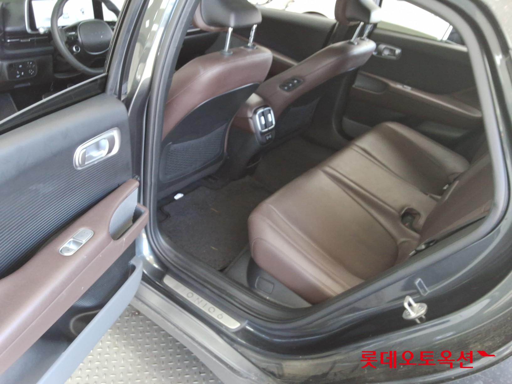 Hyundai Ioniq 6 - 38