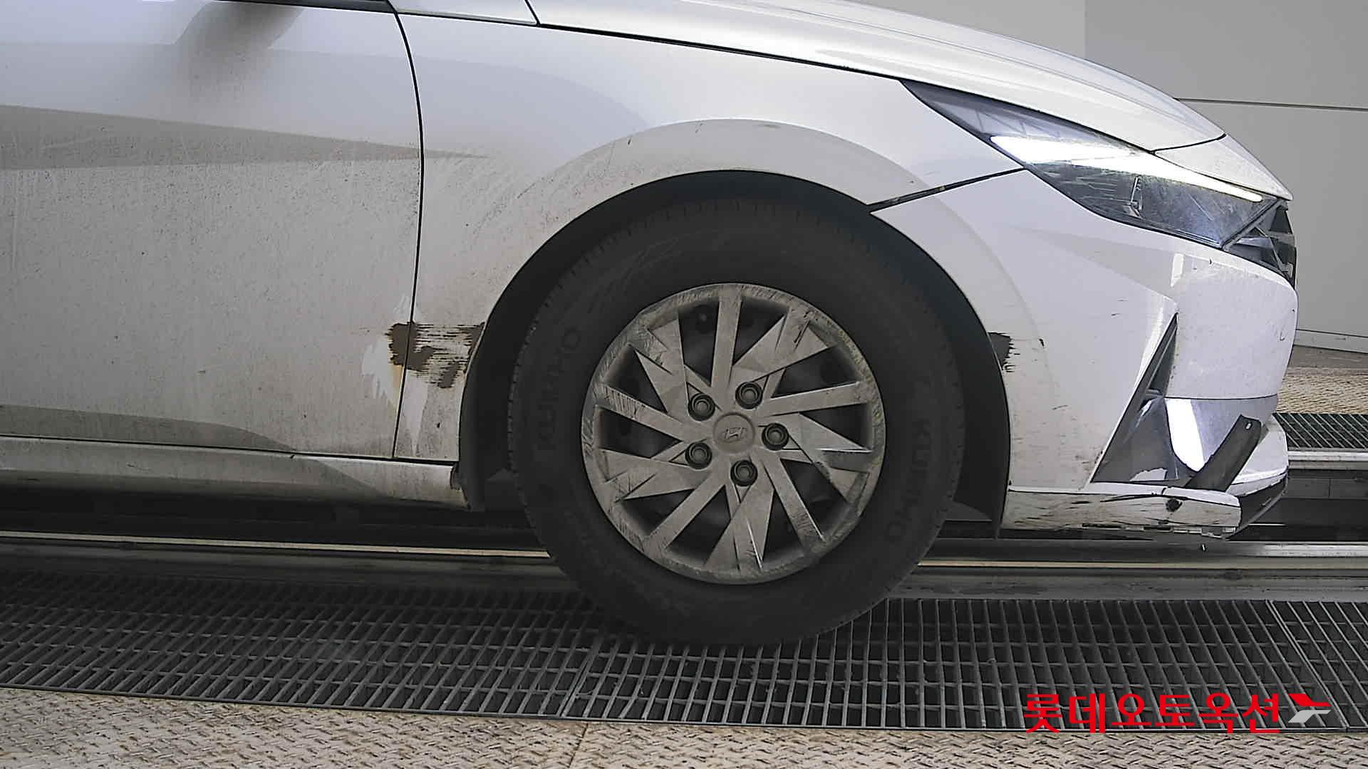 Hyundai Elantra 2022 - Image 27