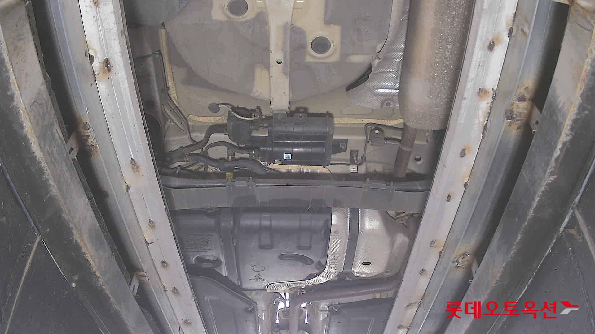 Hyundai Elantra 2022 - Image 2