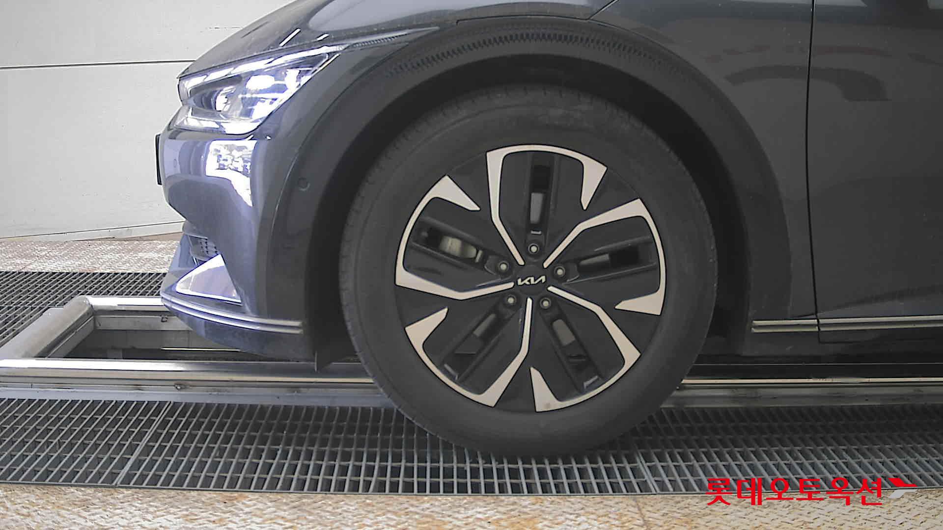 Kia EV6 - 25