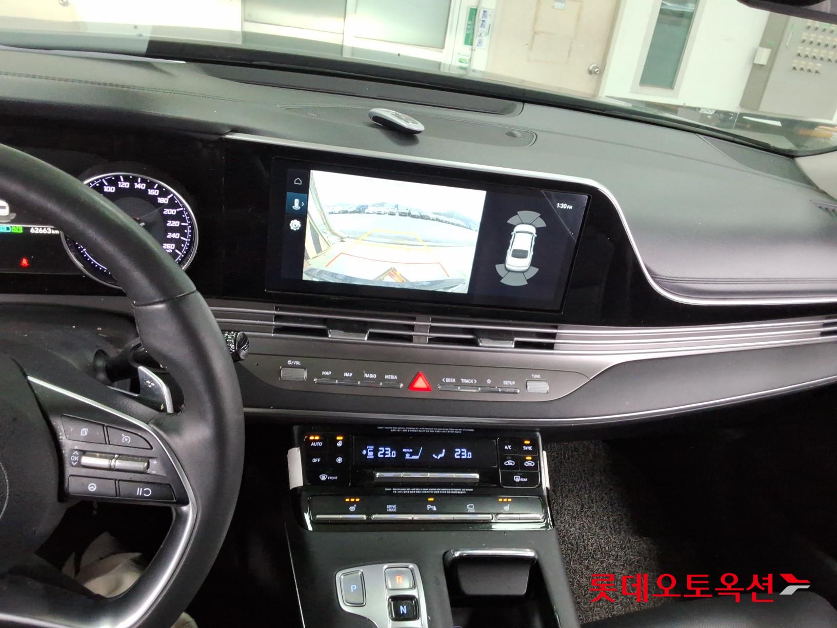 Hyundai Grandeur - 33