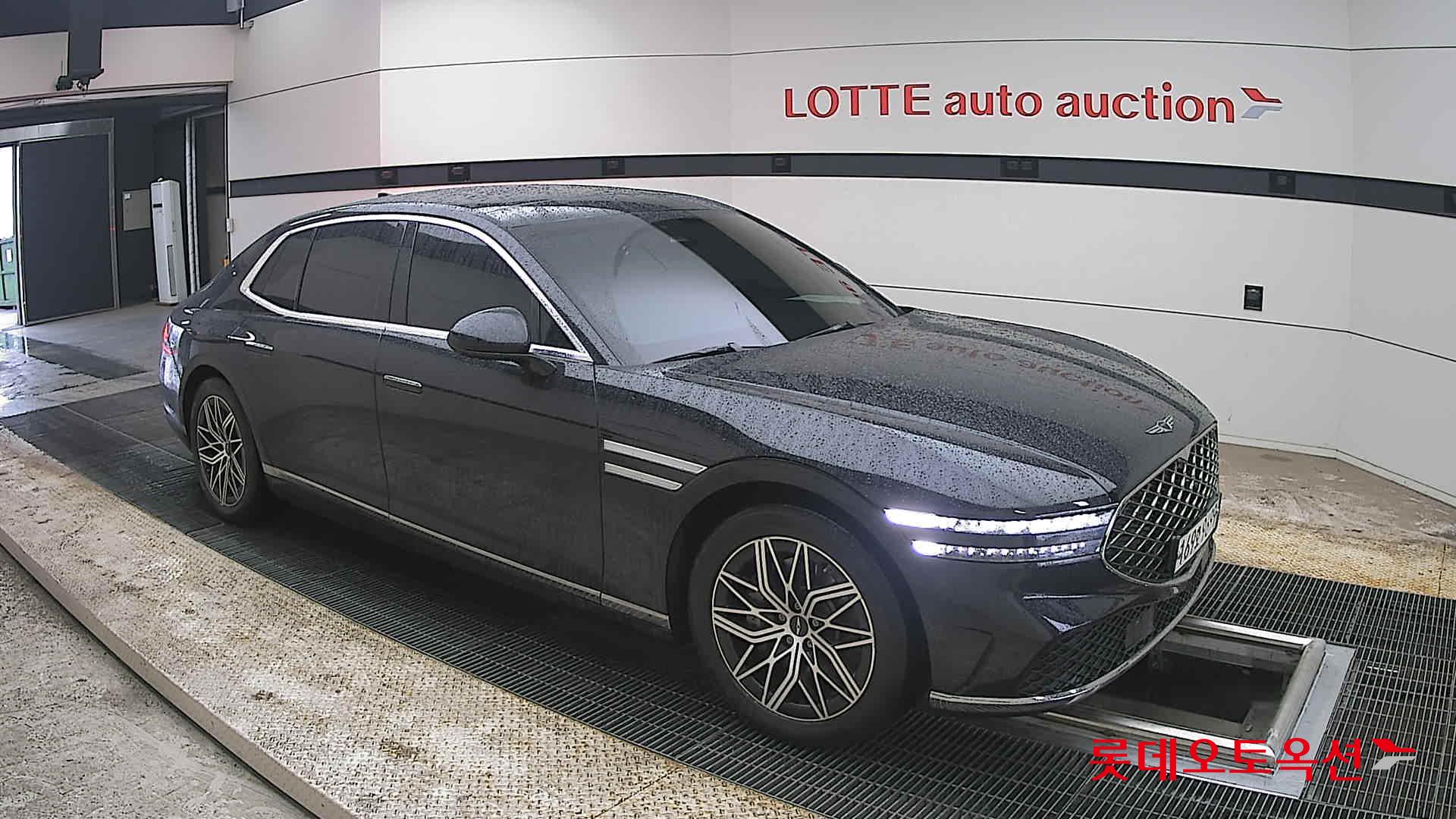 جينيسيس G90 - 23