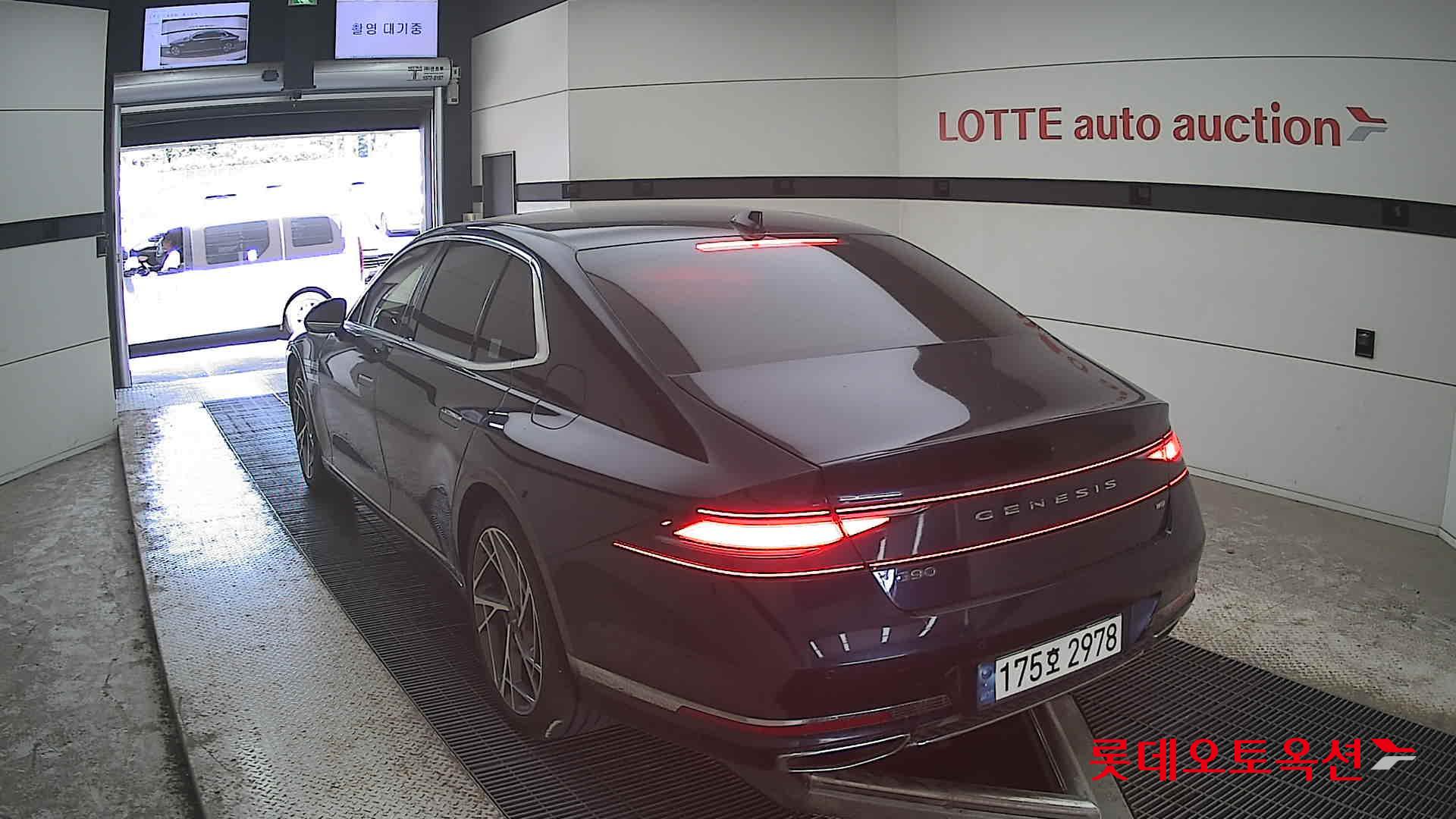제네시스 G90 - 16