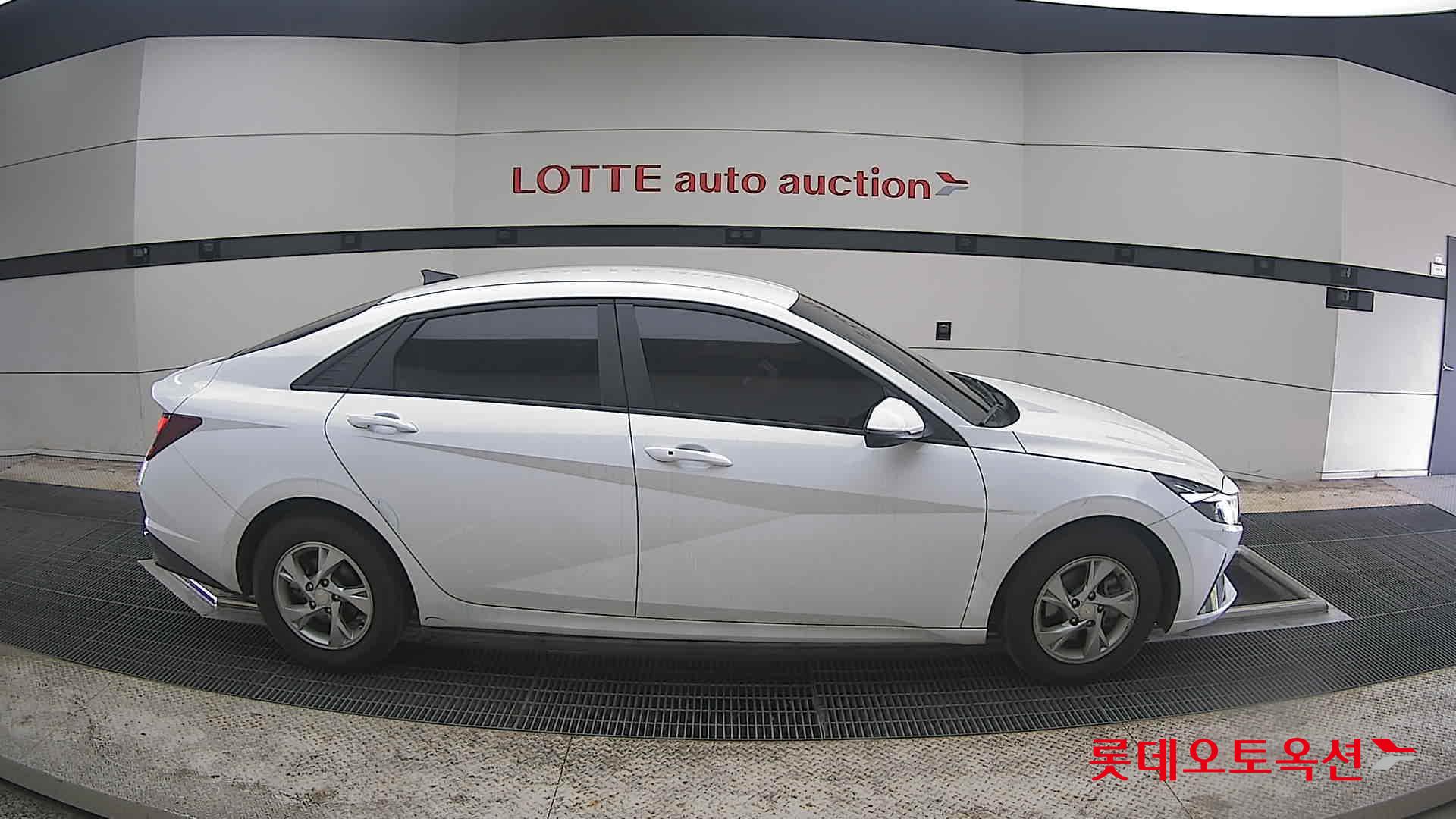 هيونداي إلانترا 2023 - صورة 21