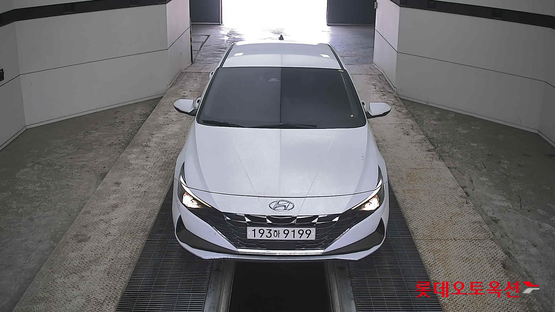 هيونداي إلانترا