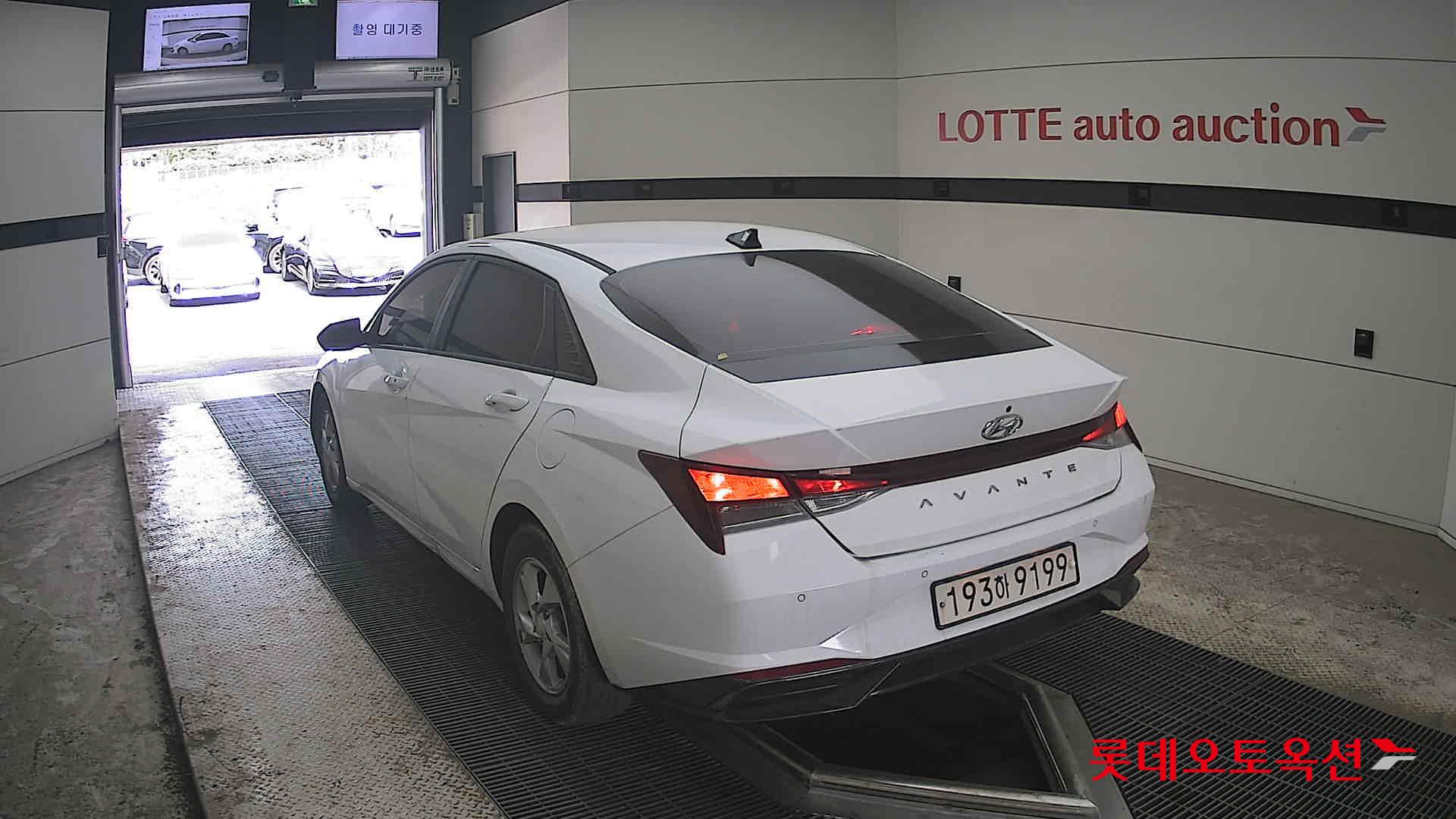 هيونداي إلانترا 2023 - صورة 16