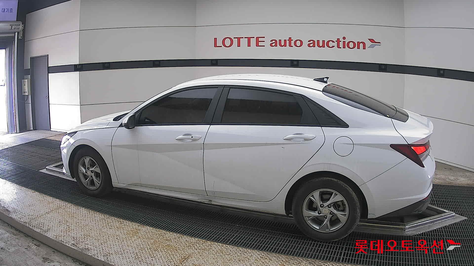 هيونداي إلانترا 2023 - صورة 14