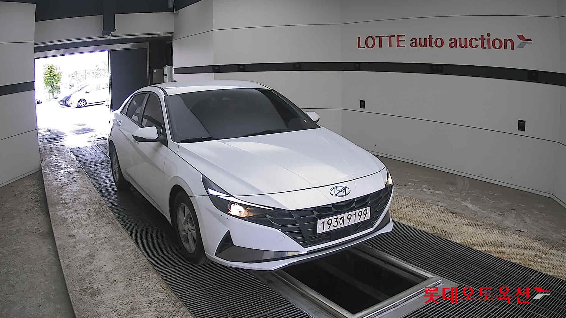 هيونداي إلانترا 2023 - صورة 24