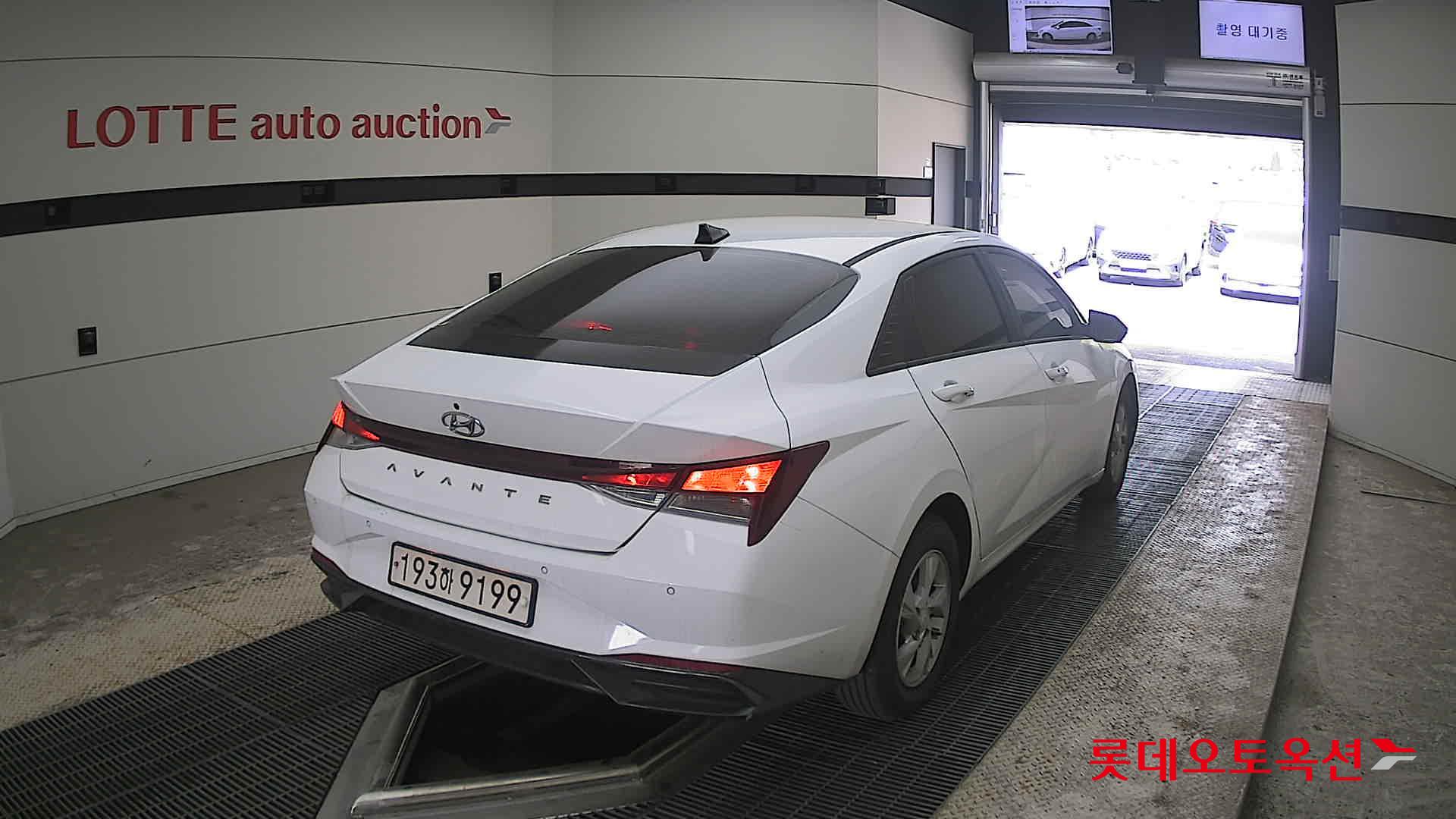 هيونداي إلانترا 2023 - صورة 18