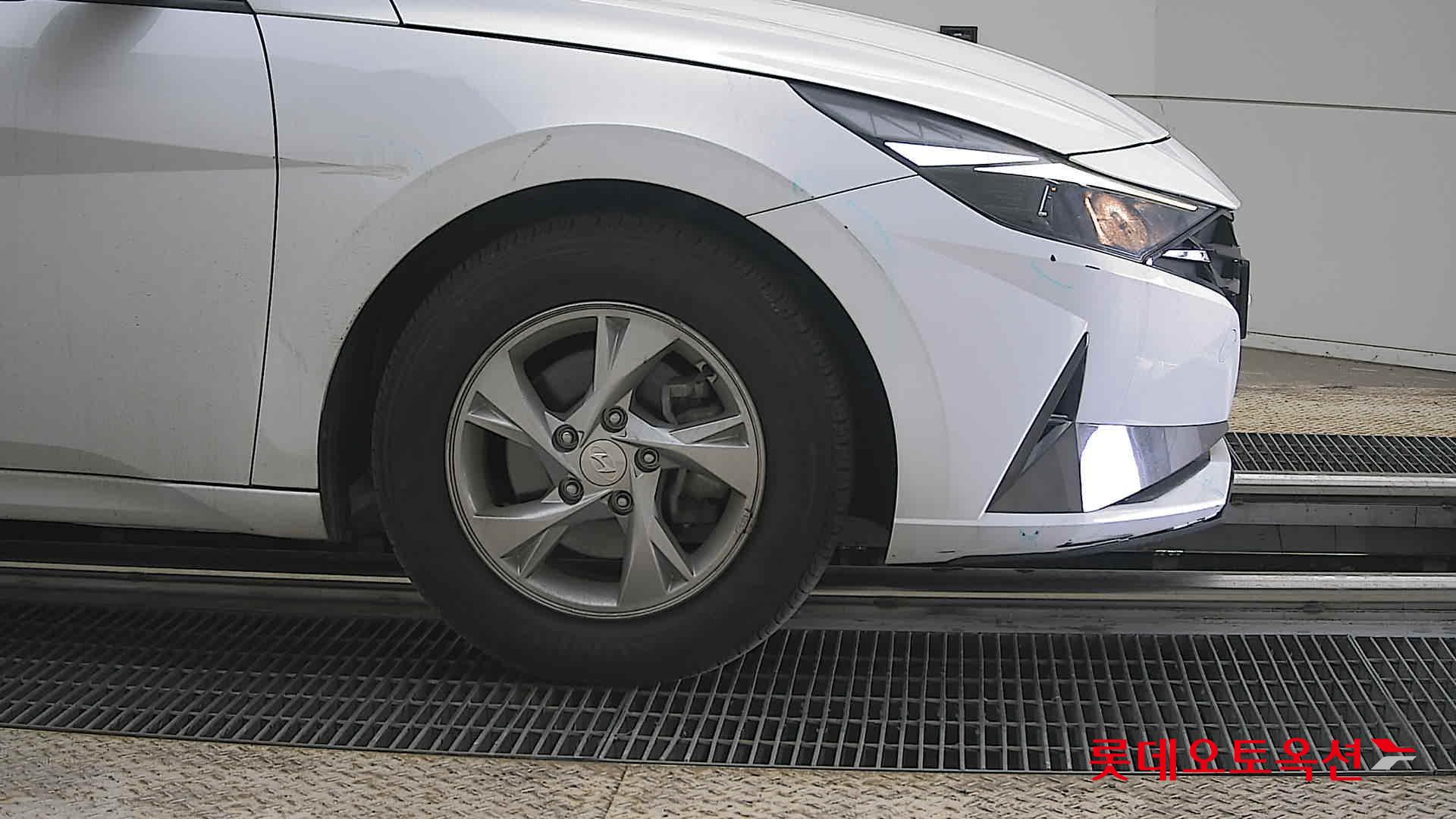 هيونداي إلانترا 2023 - صورة 27