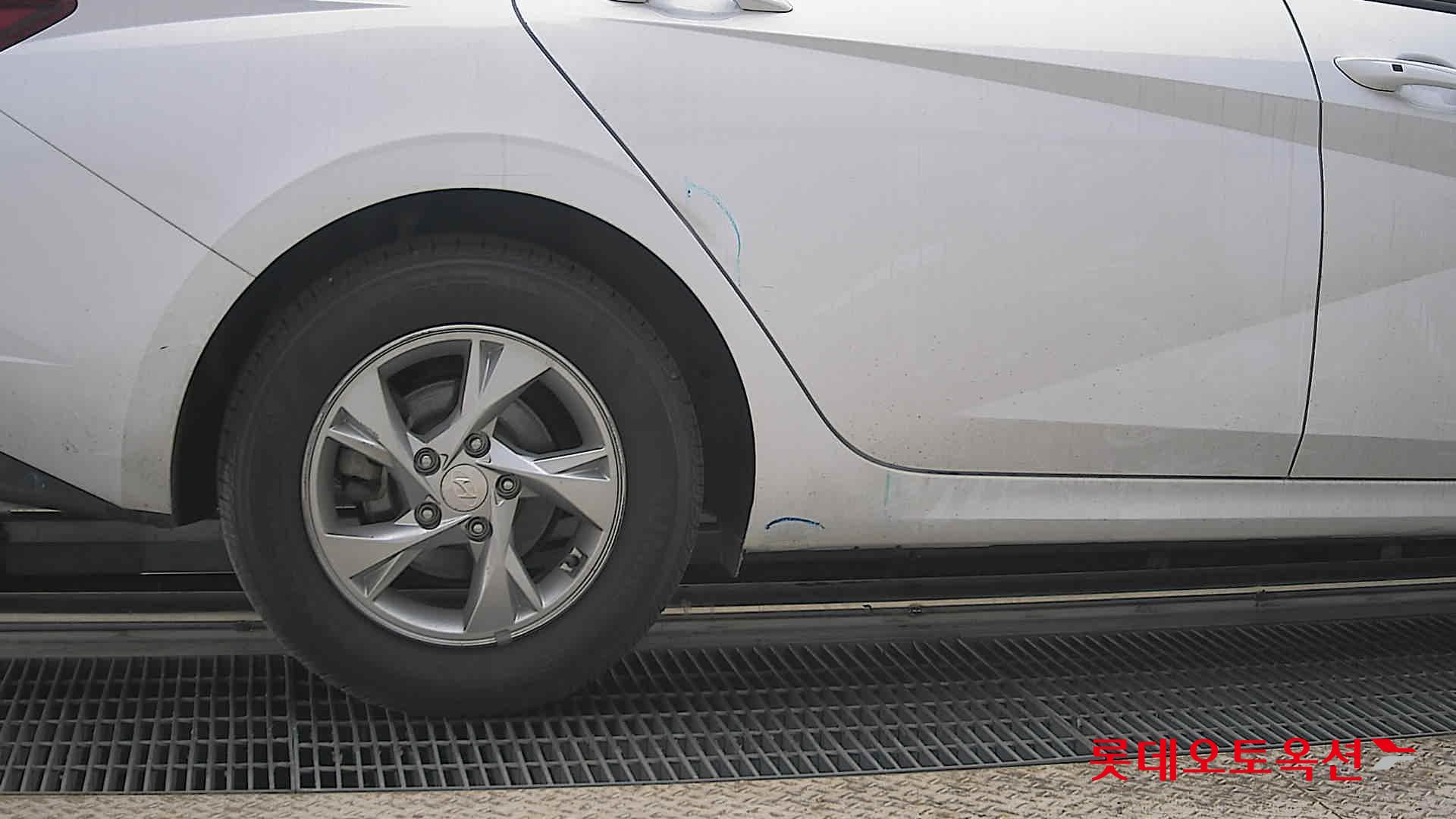 هيونداي إلانترا 2023 - صورة 28