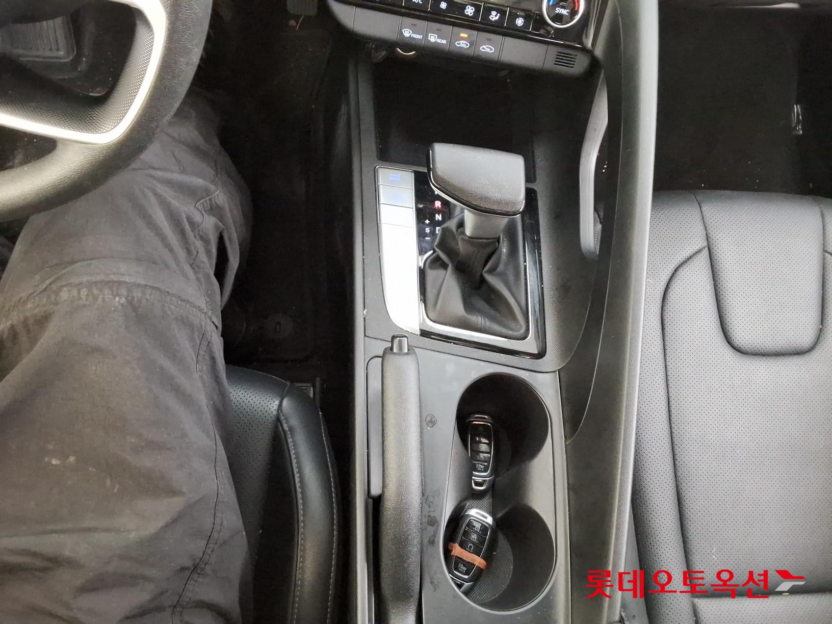 هيونداي إلانترا 2023 - صورة 32