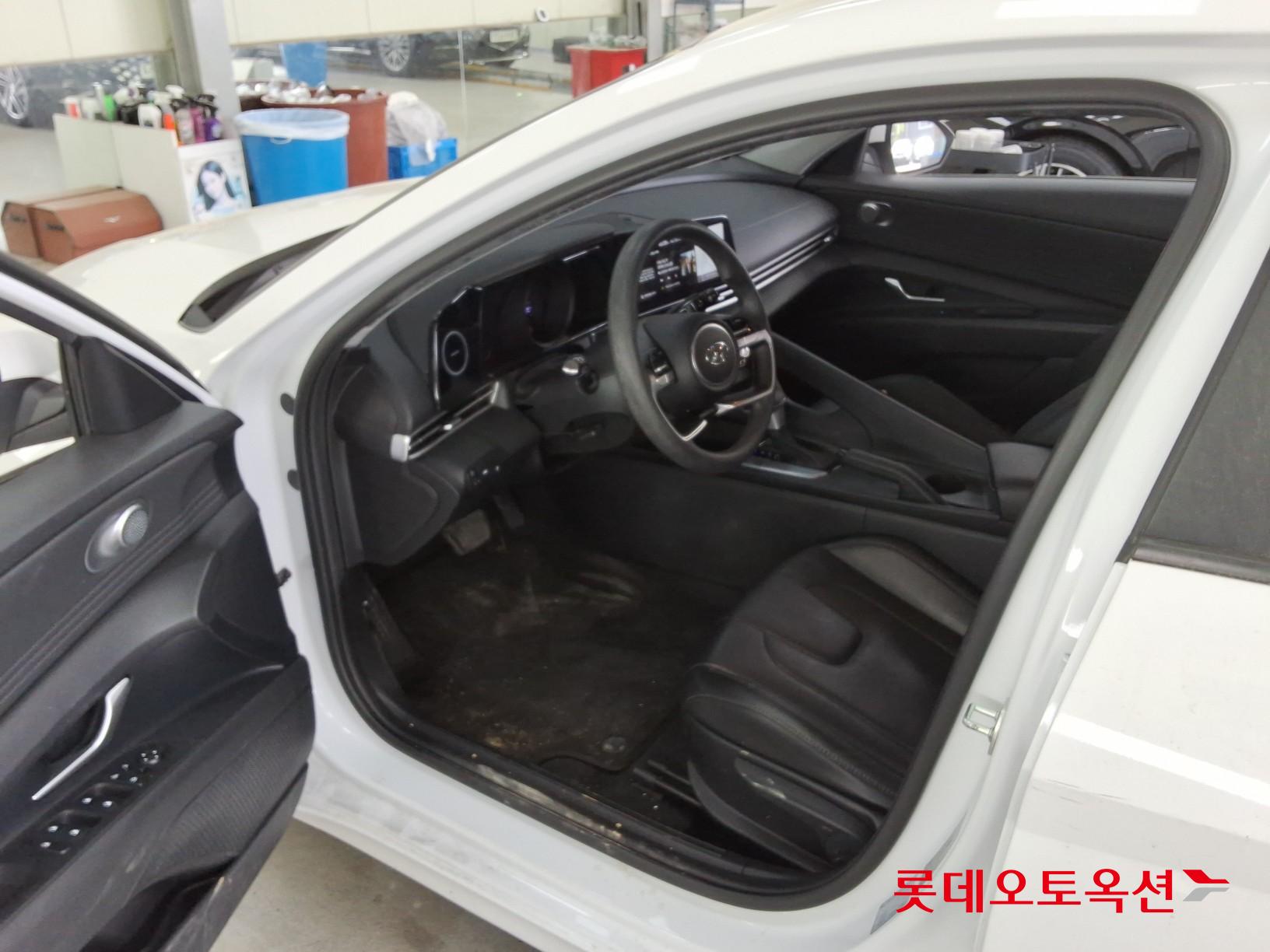 هيونداي إلانترا 2023 - صورة 35