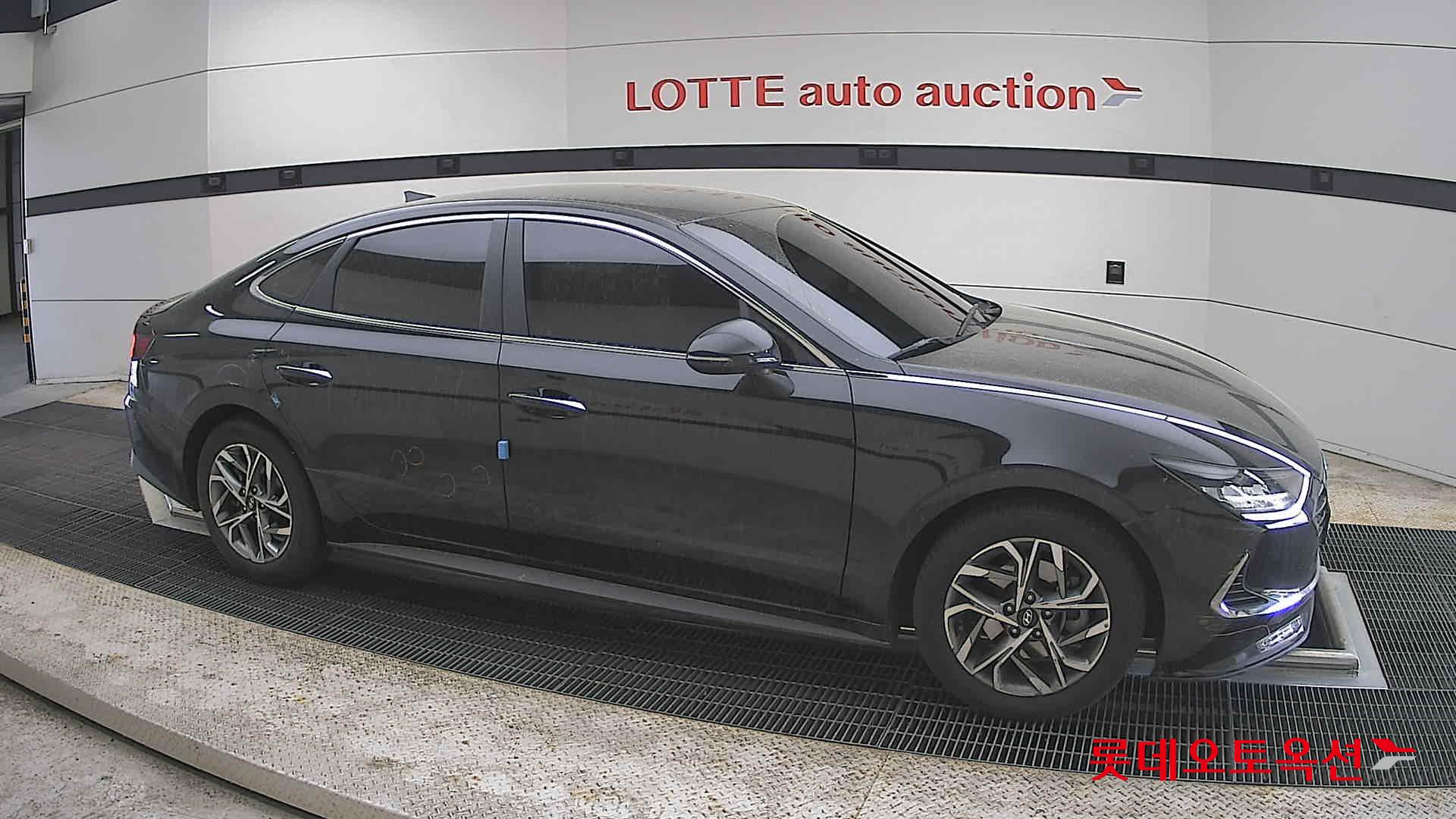 Hyundai Sonata 2021 - Image 22