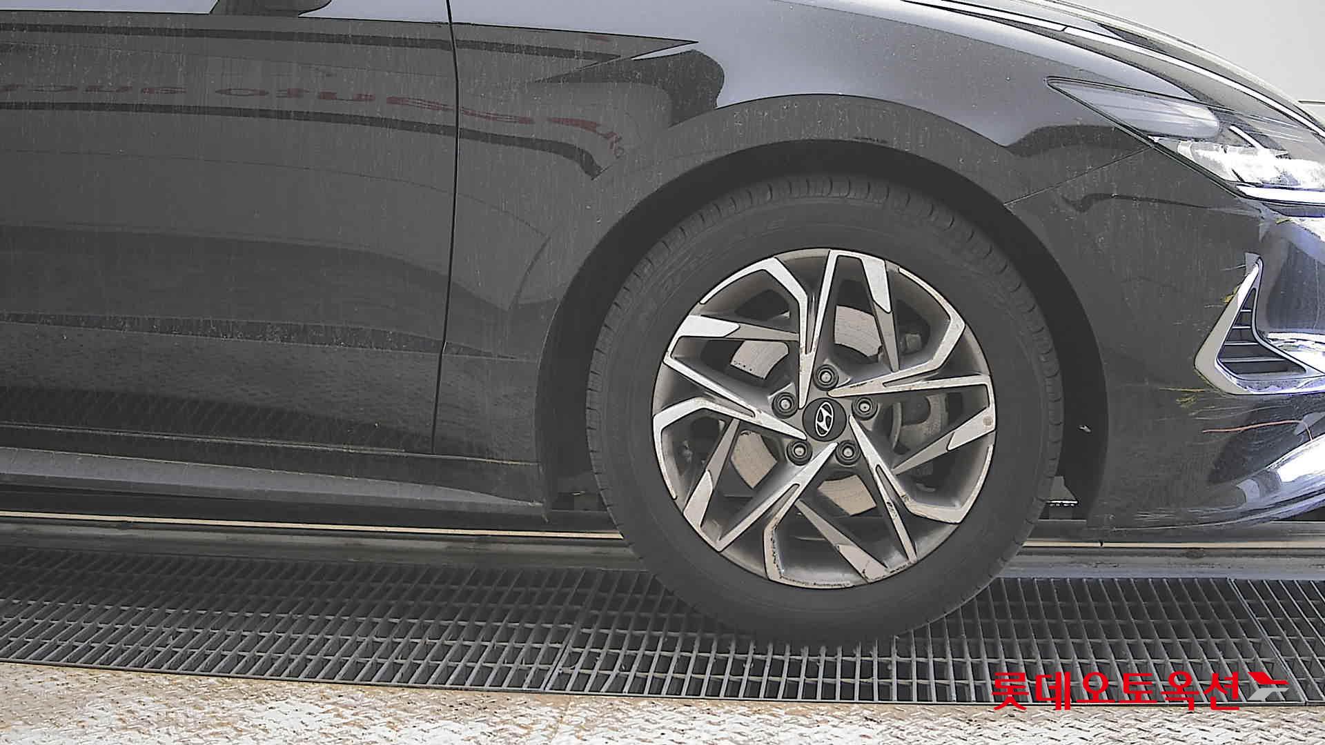 Hyundai Sonata 2021 - Image 27