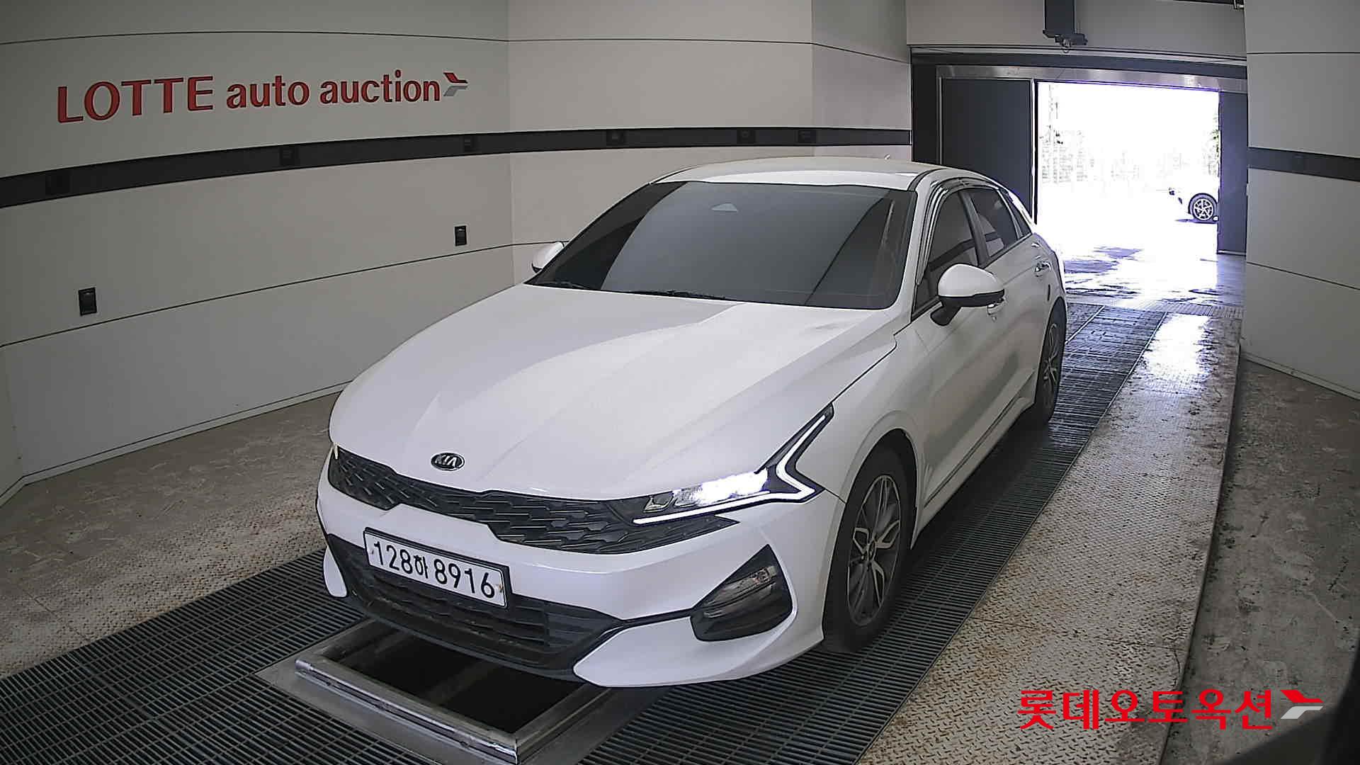 Kia K5 - 10