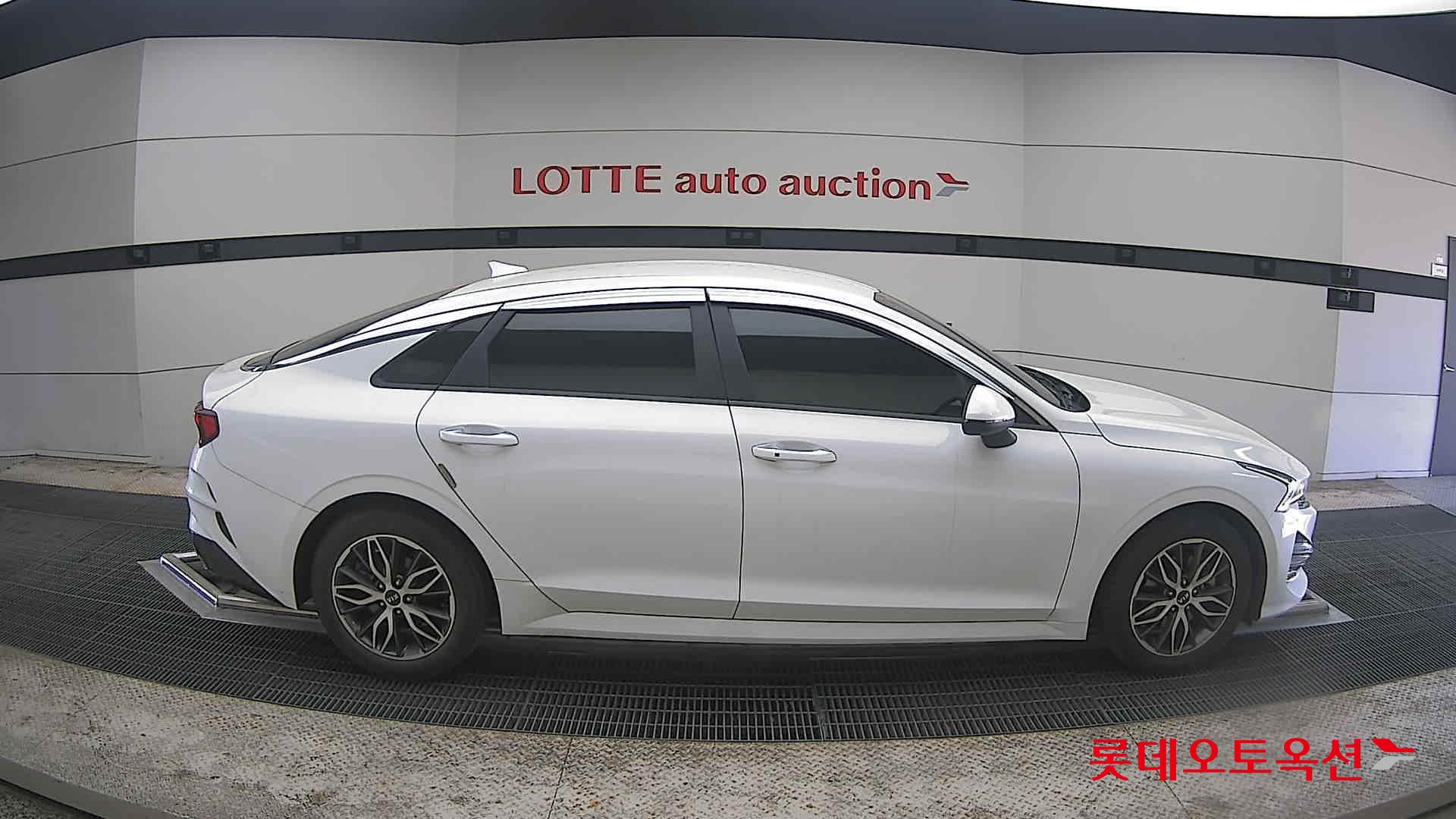 Kia K5 - 21