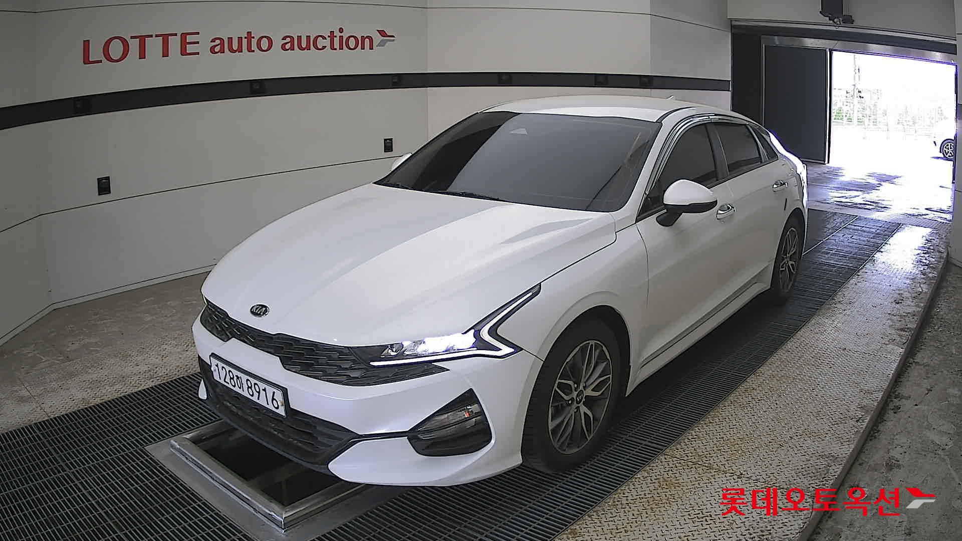 Kia K5 - 3