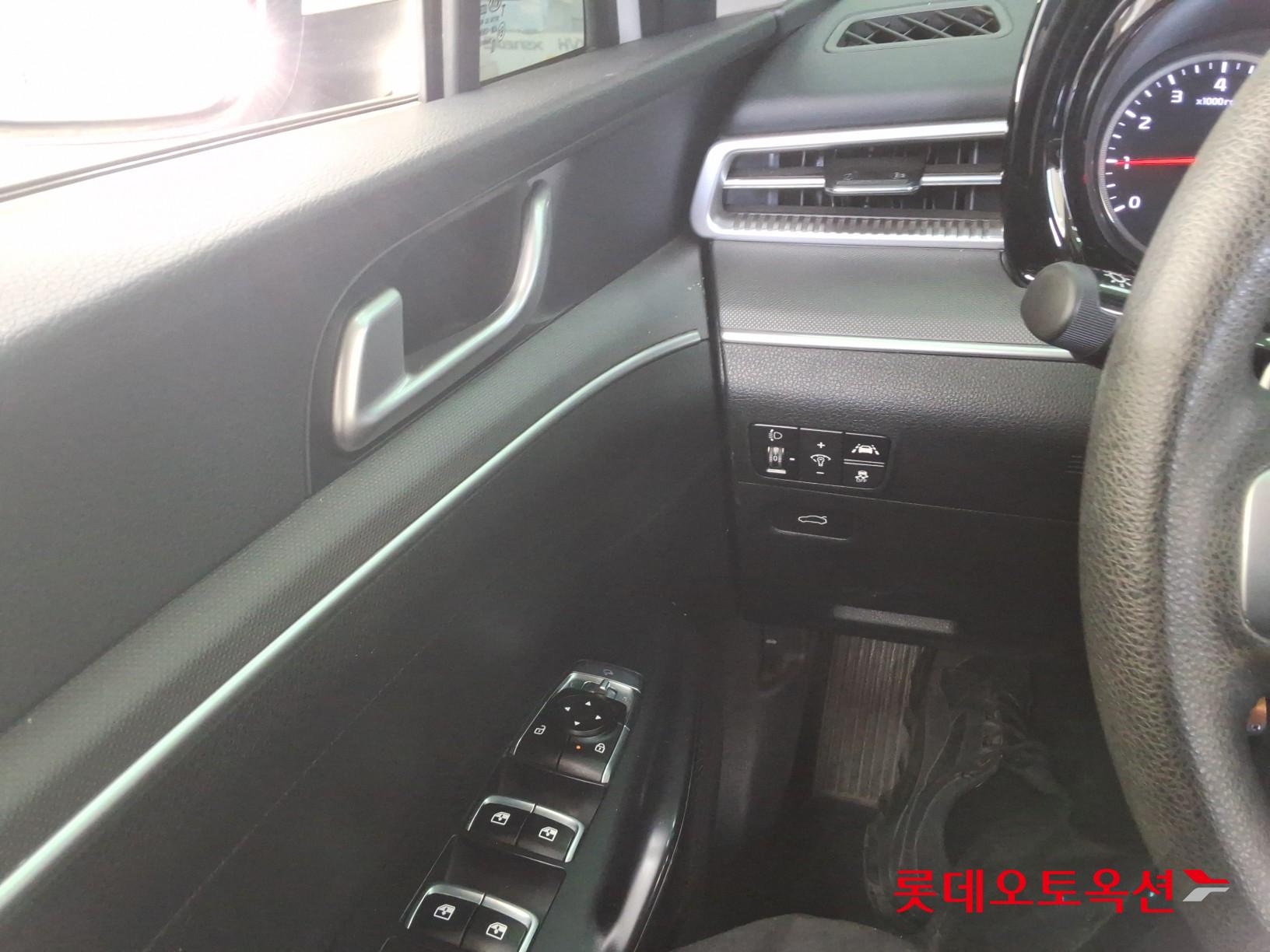 Kia K5 - 29