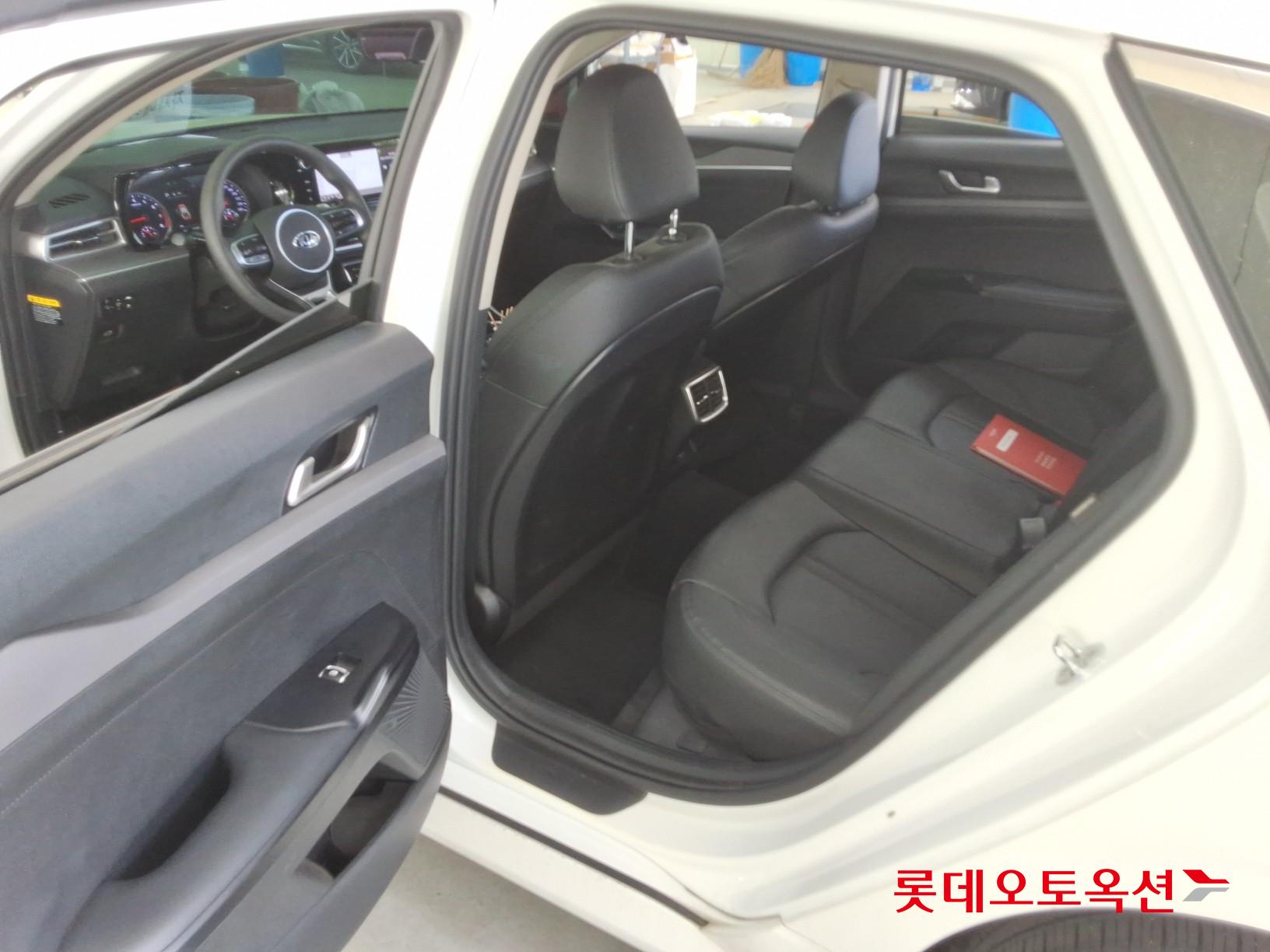 Kia K5 - 36