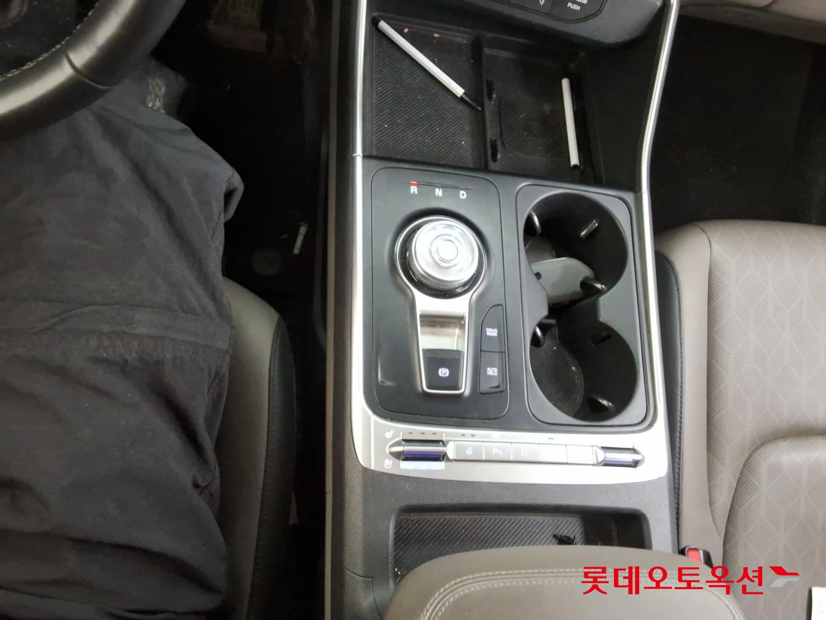 기아자동차 카니발 - 32