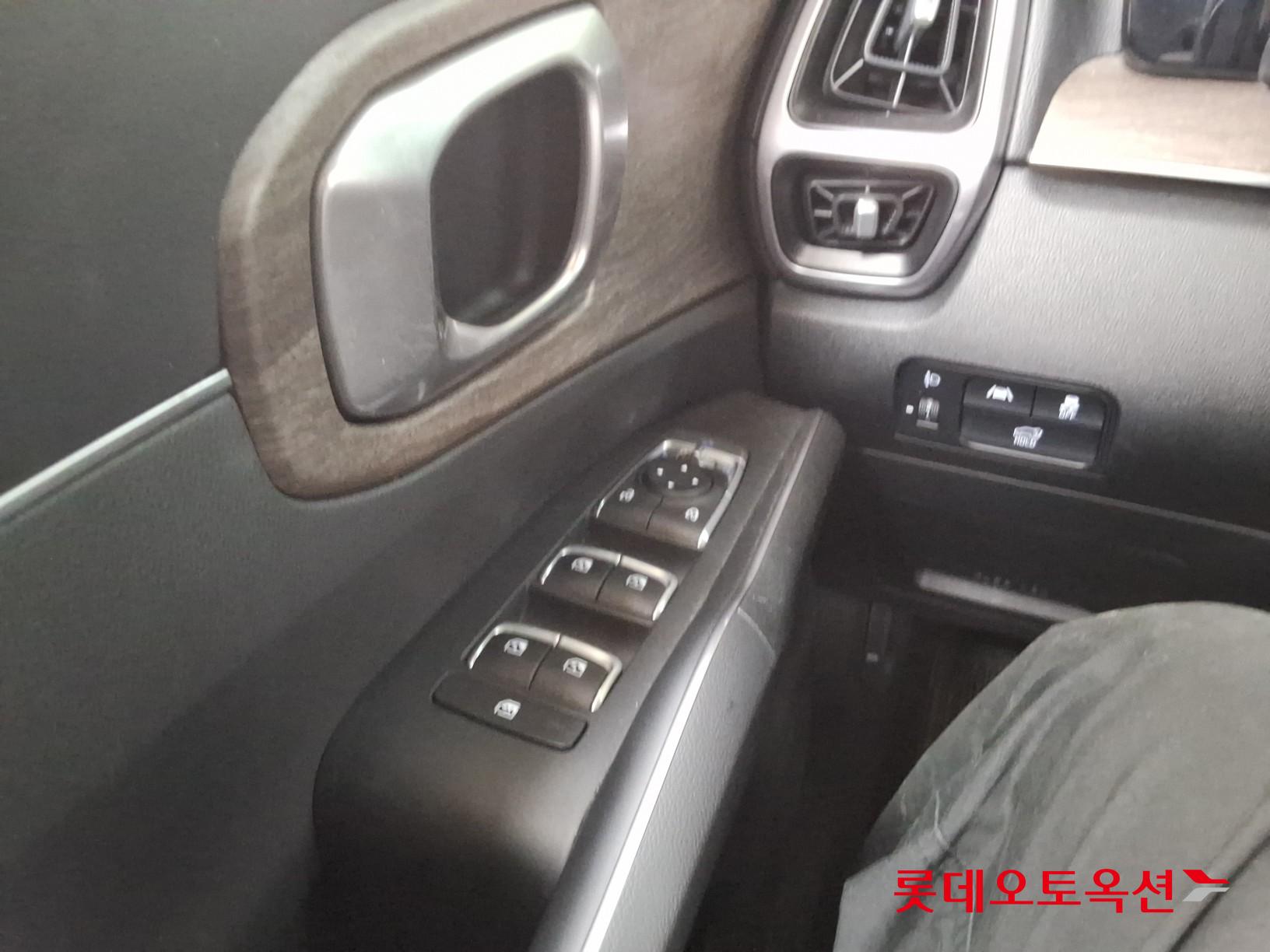 كيا سورينتو 2021 - صورة 29