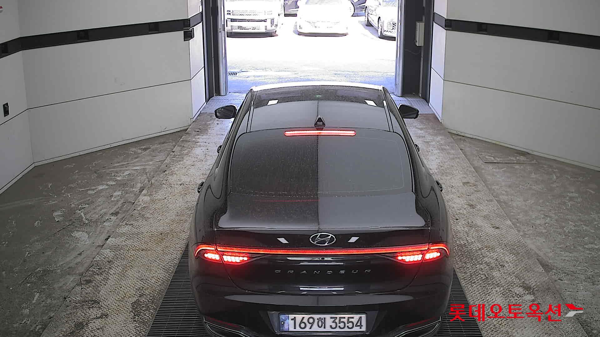 Hyundai Grandeur - 17