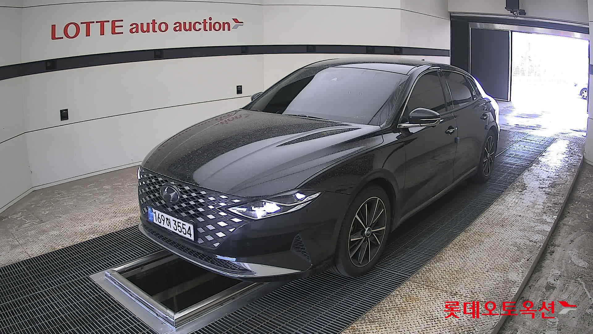 Hyundai Grandeur - 3