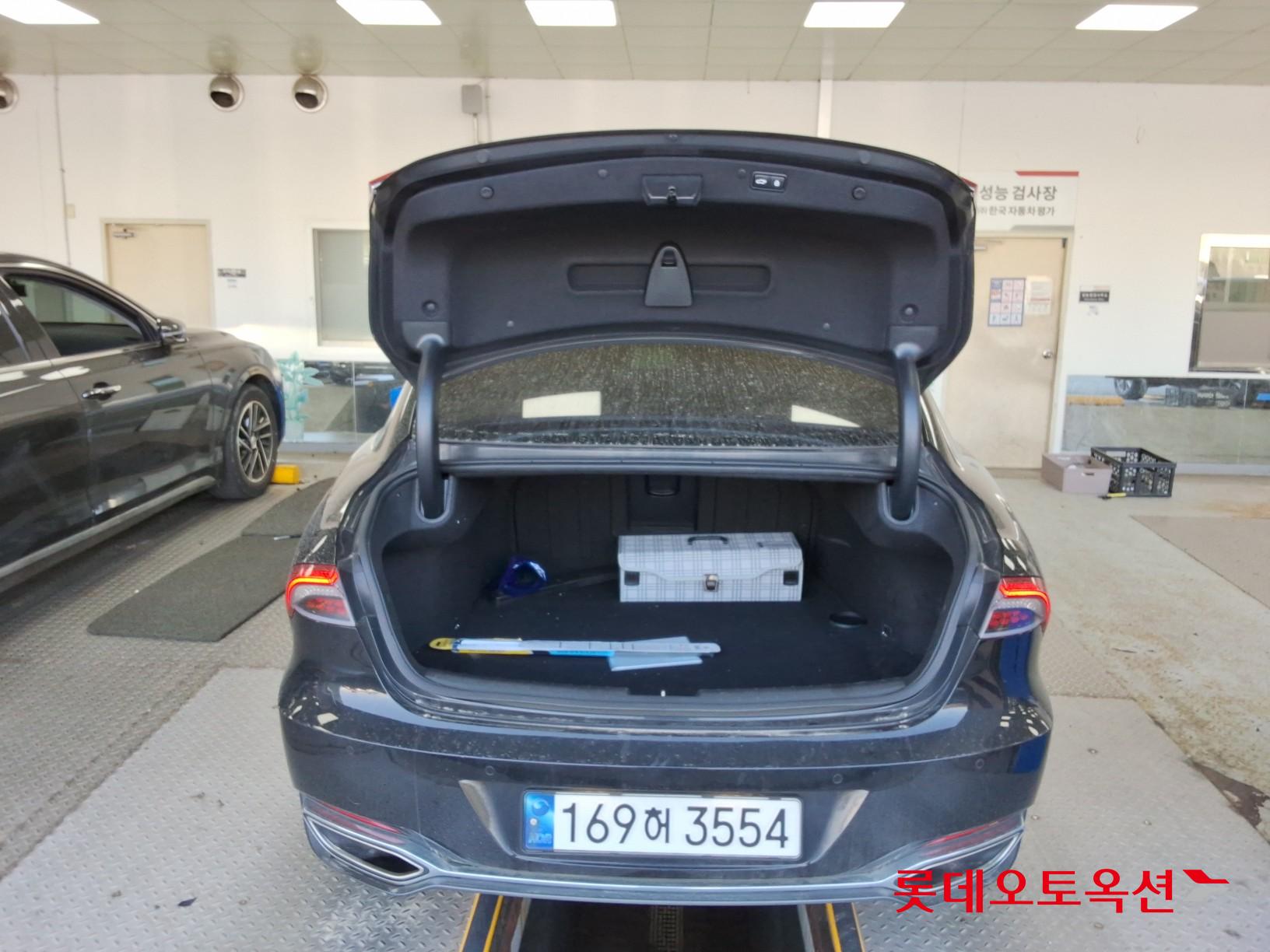 Hyundai Grandeur - 9