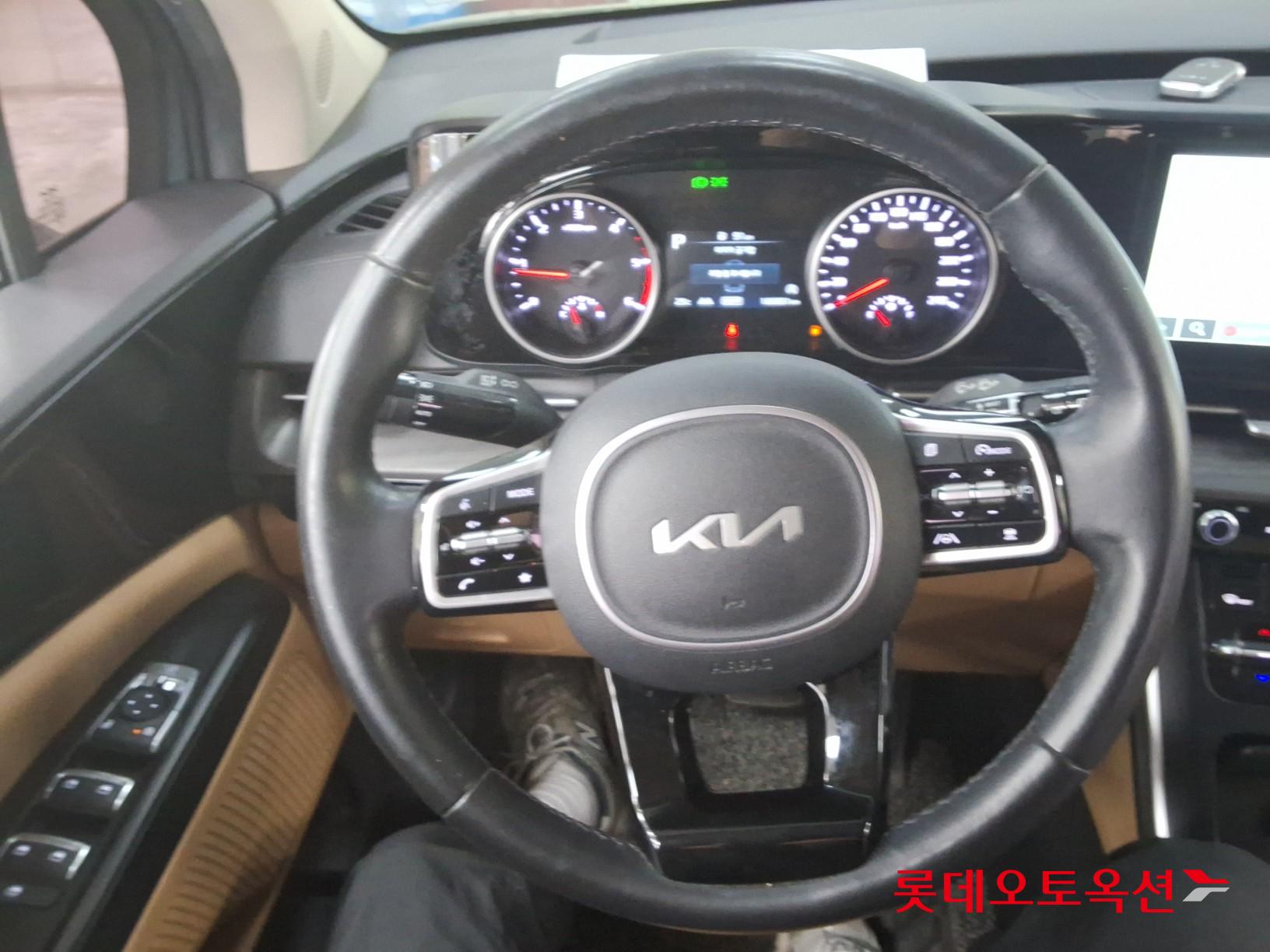 كيا كارنيفال 2023 - صورة 30