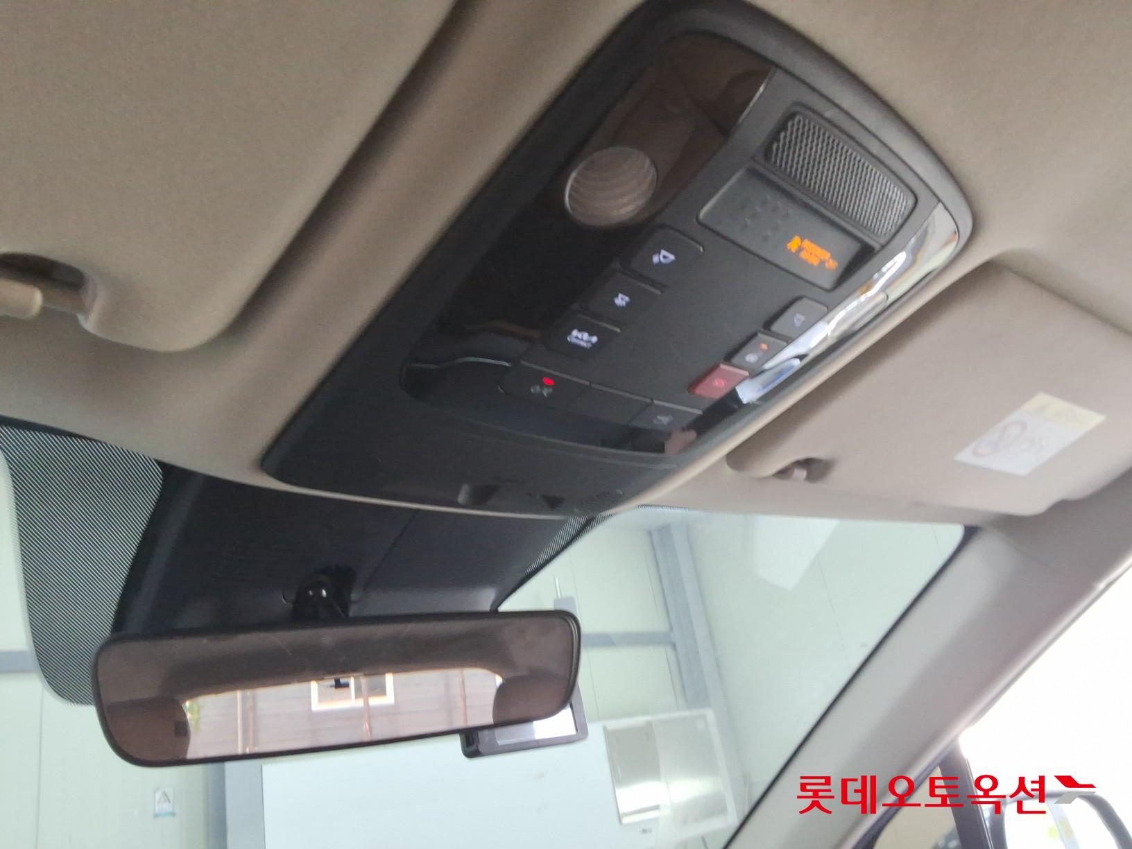 كيا كارنيفال 2023 - صورة 32